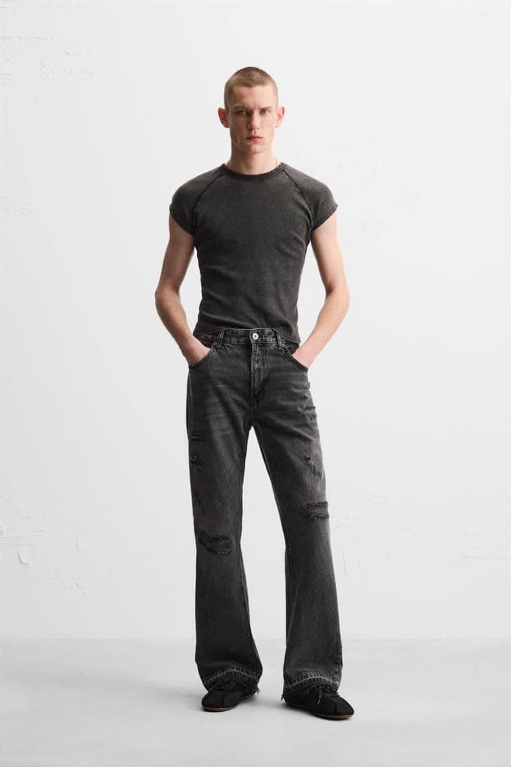 ZARA 디스트로이드 플레어핏 생로랑맛 상품이미지1