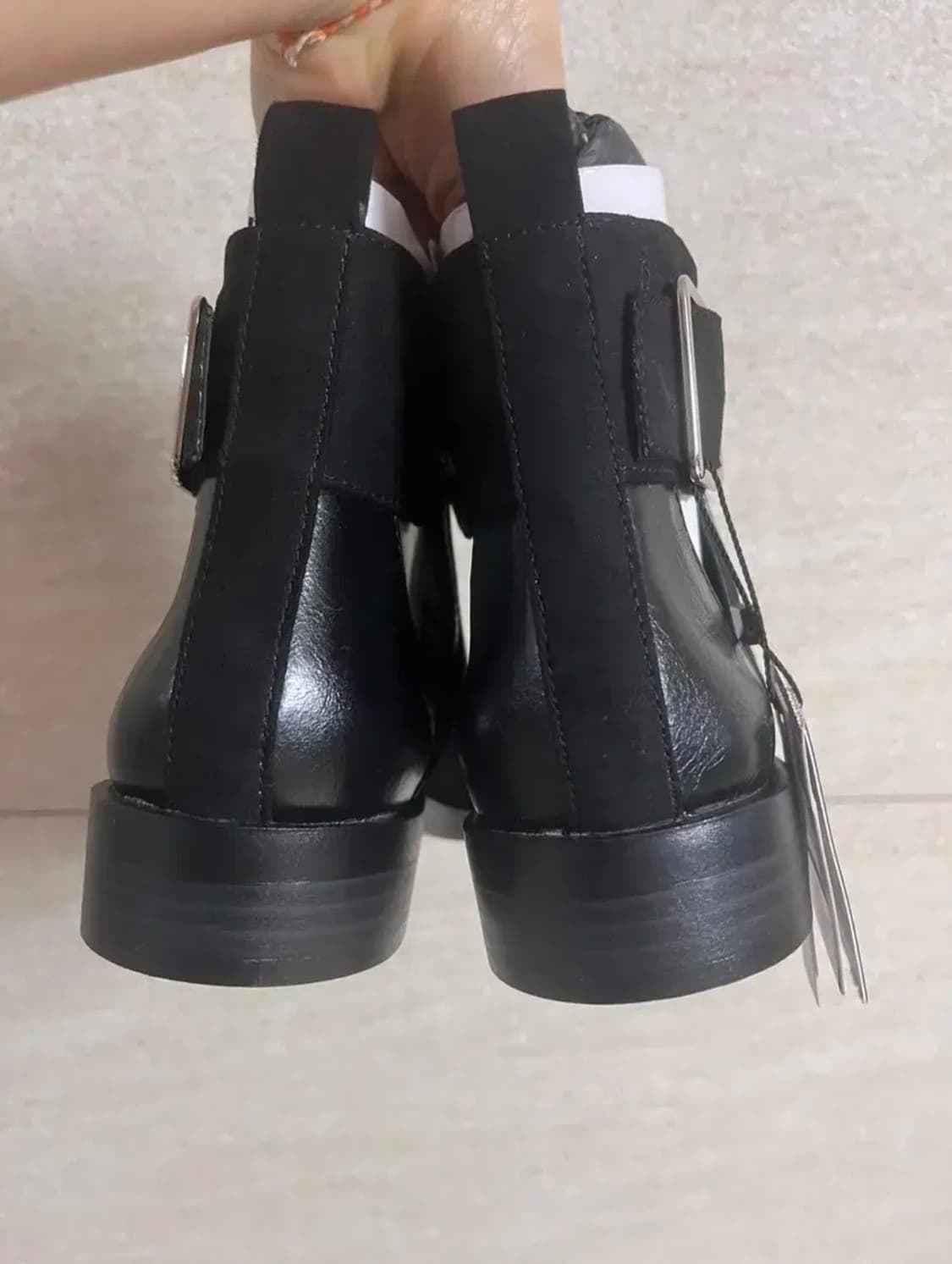 [ZARA] 버클 앵클 부츠 (착샷) 상품이미지4