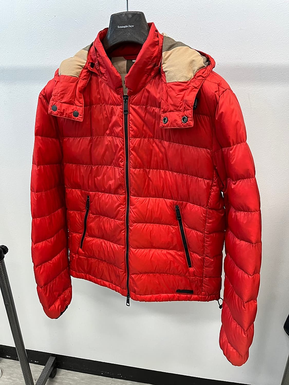 105) 버버리 후드 경량다운  상품이미지1