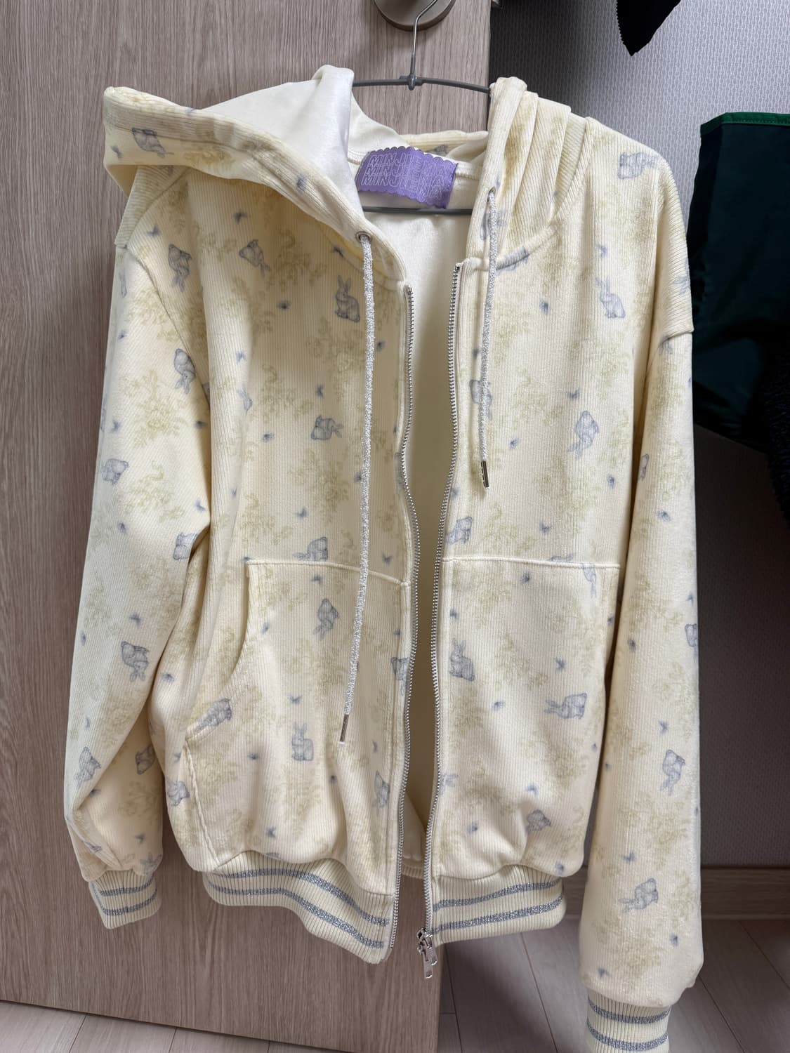 민지에나 후드집업 (실제 제품사진ㅇ) 상품이미지3