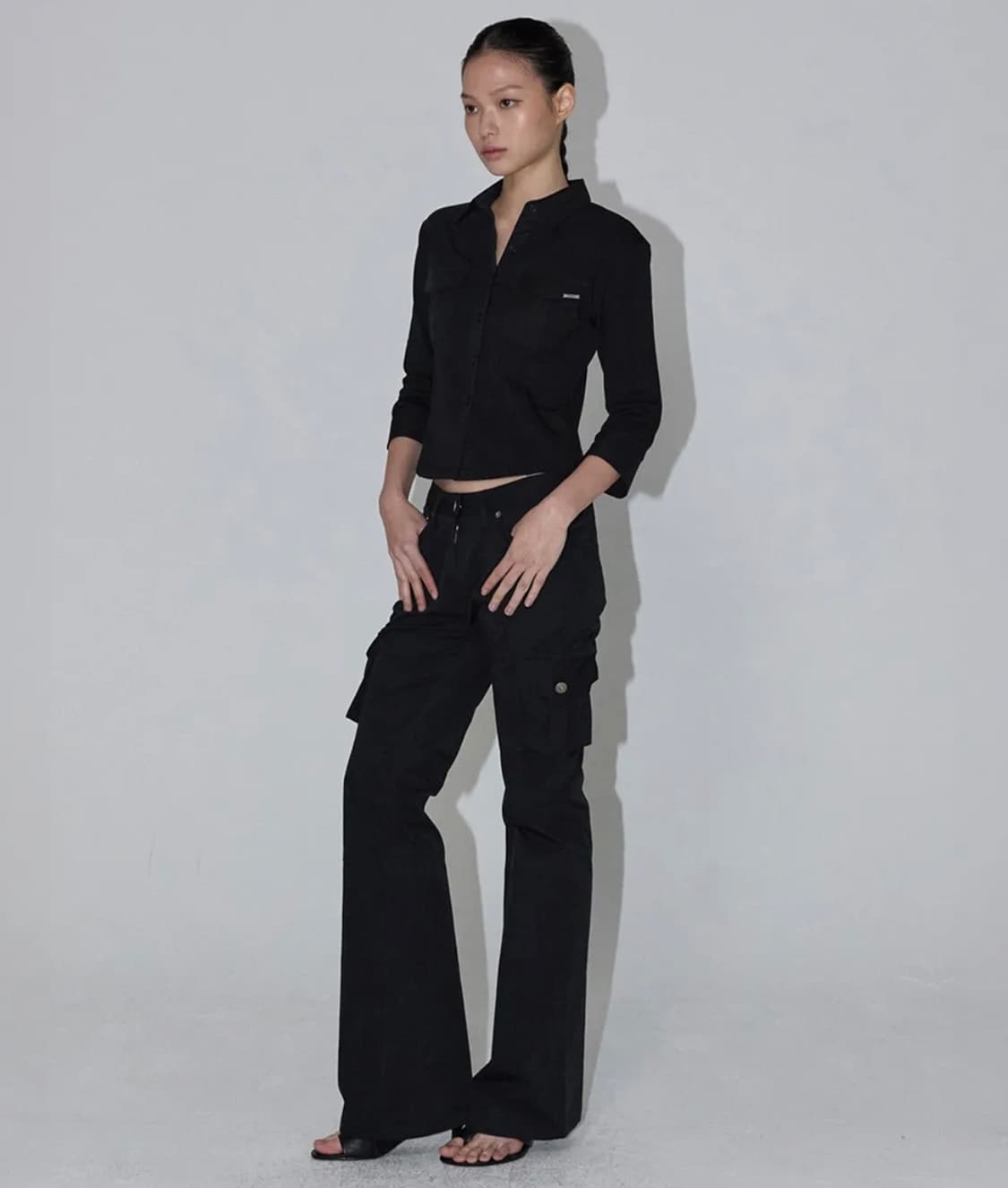 이네기 Another Bootcut Cargo Pants 블랙 상품이미지1