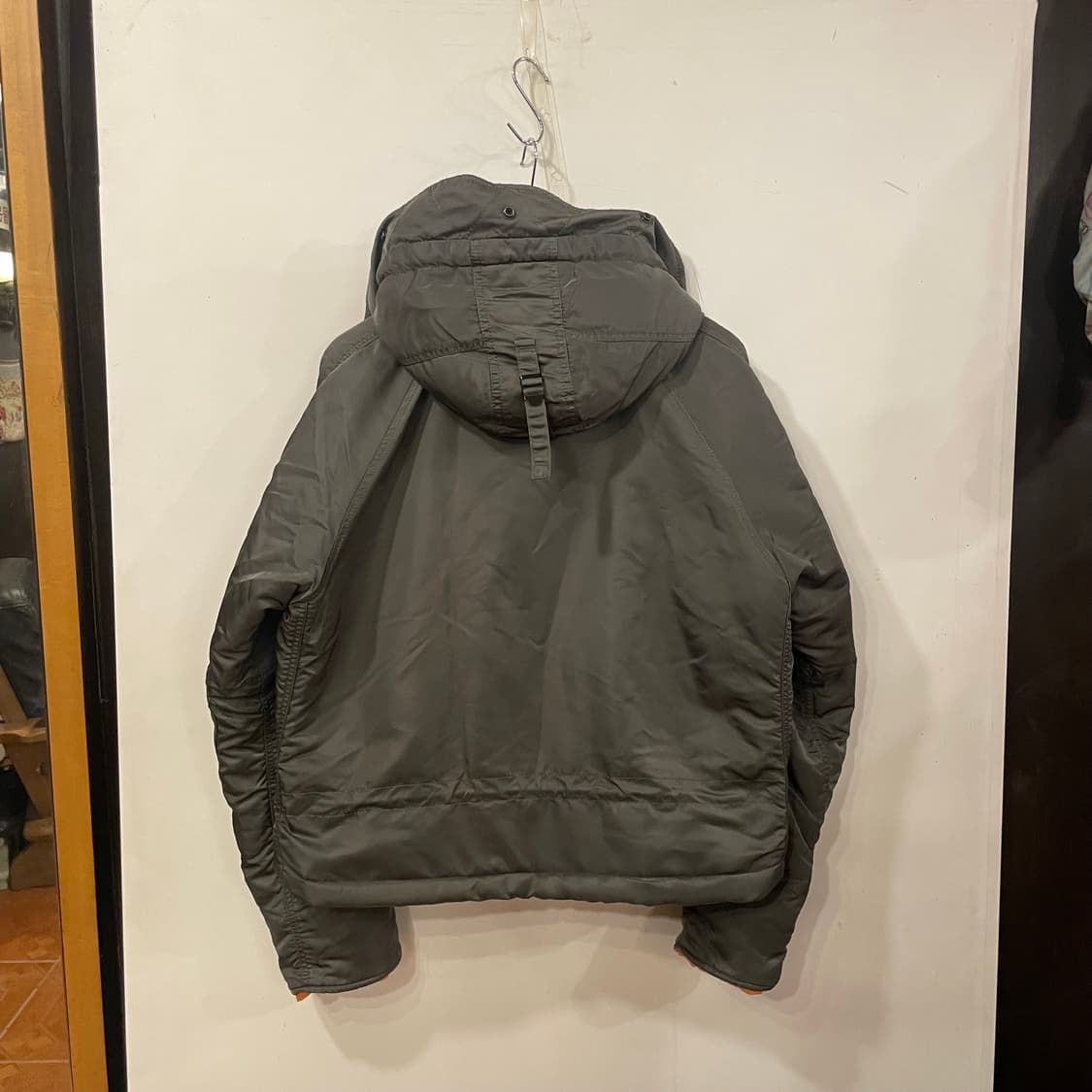 알파인더스트리 리메이크 크롭봄버 L 상품이미지2