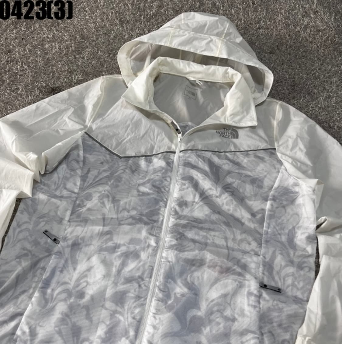 노스페이스 바람막이 자켓 상품이미지2