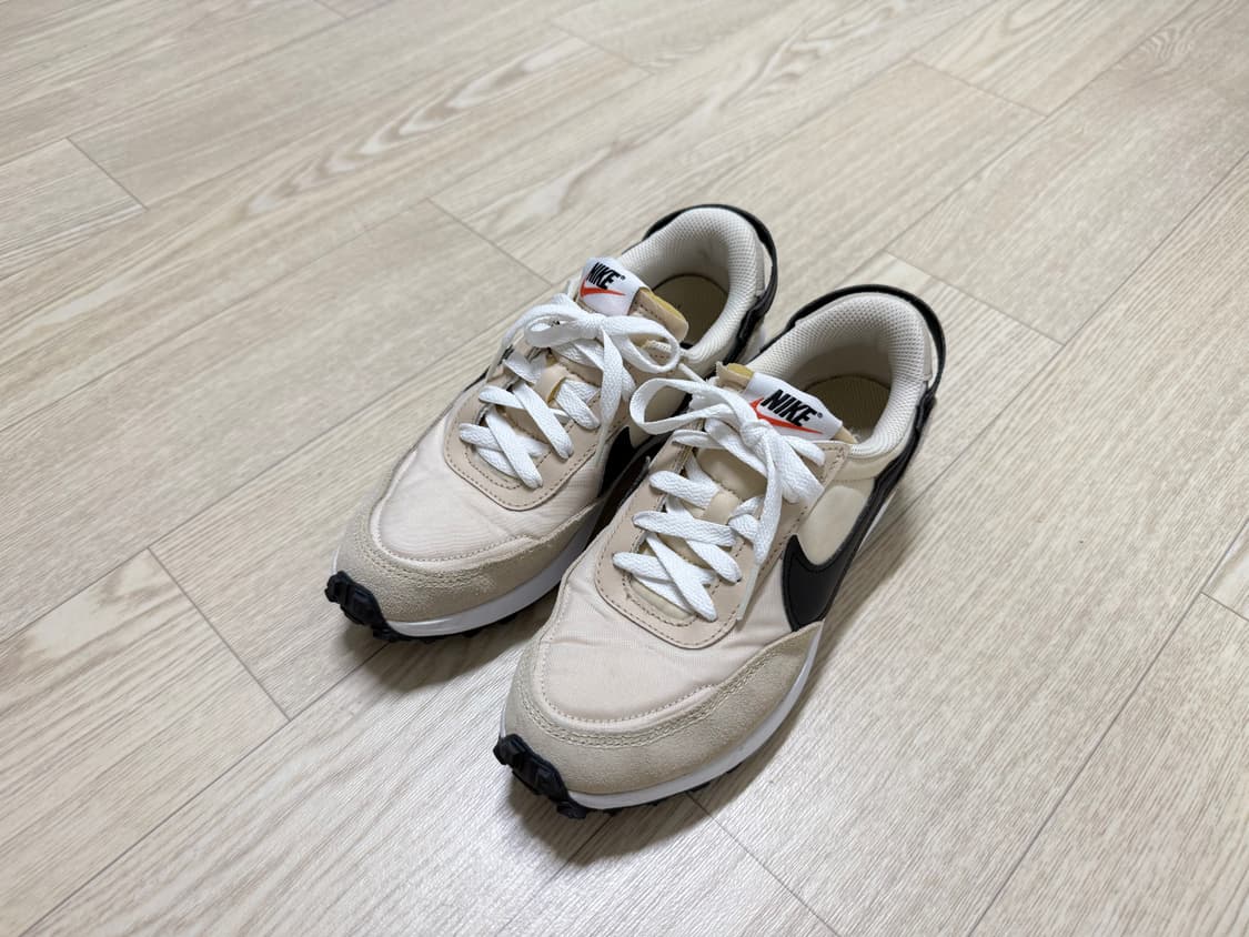 여성 230 추천 / 나이키 와플 데뷰 운동화 상품이미지1