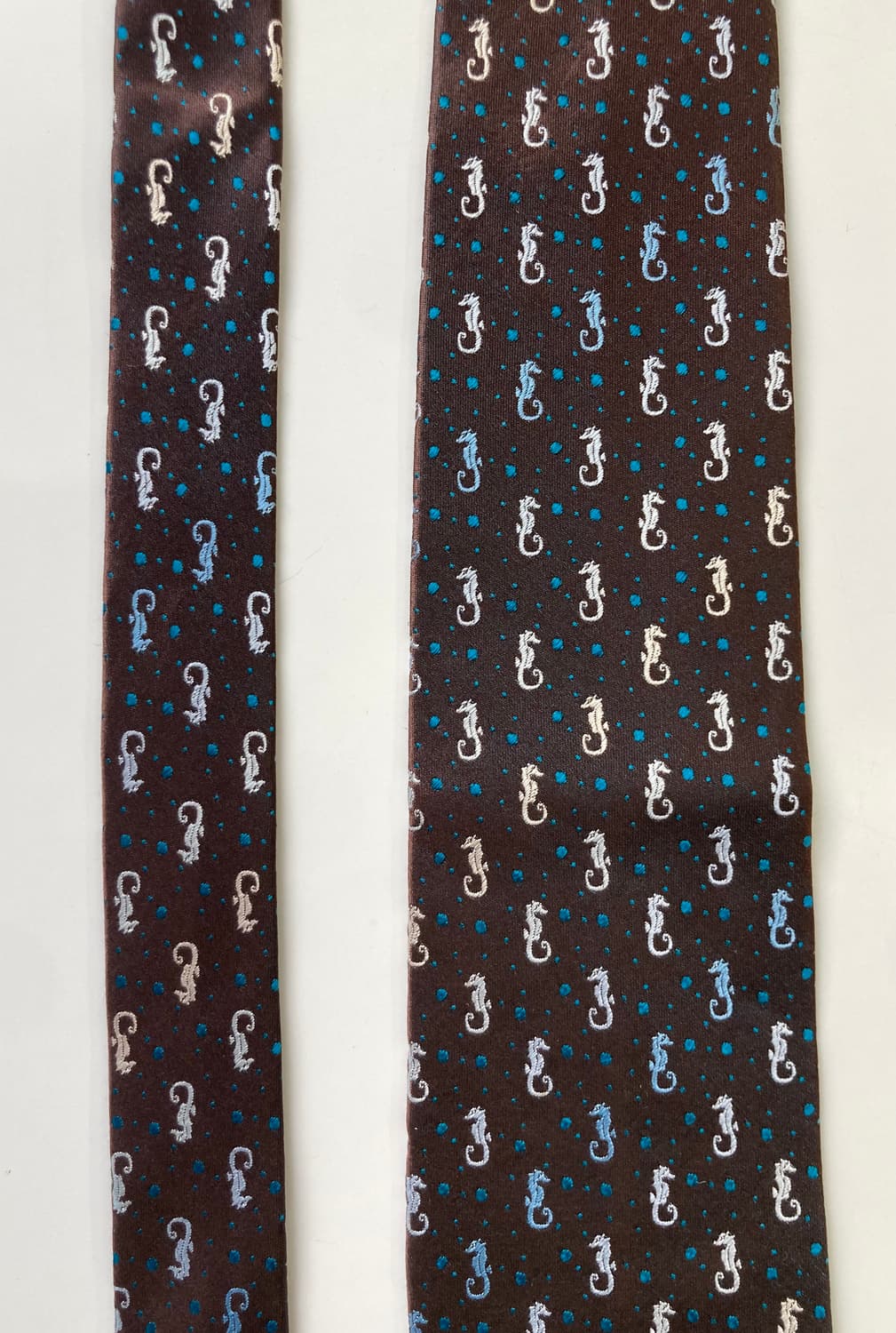 아쿠아스큐텀 넥타이 상품이미지3