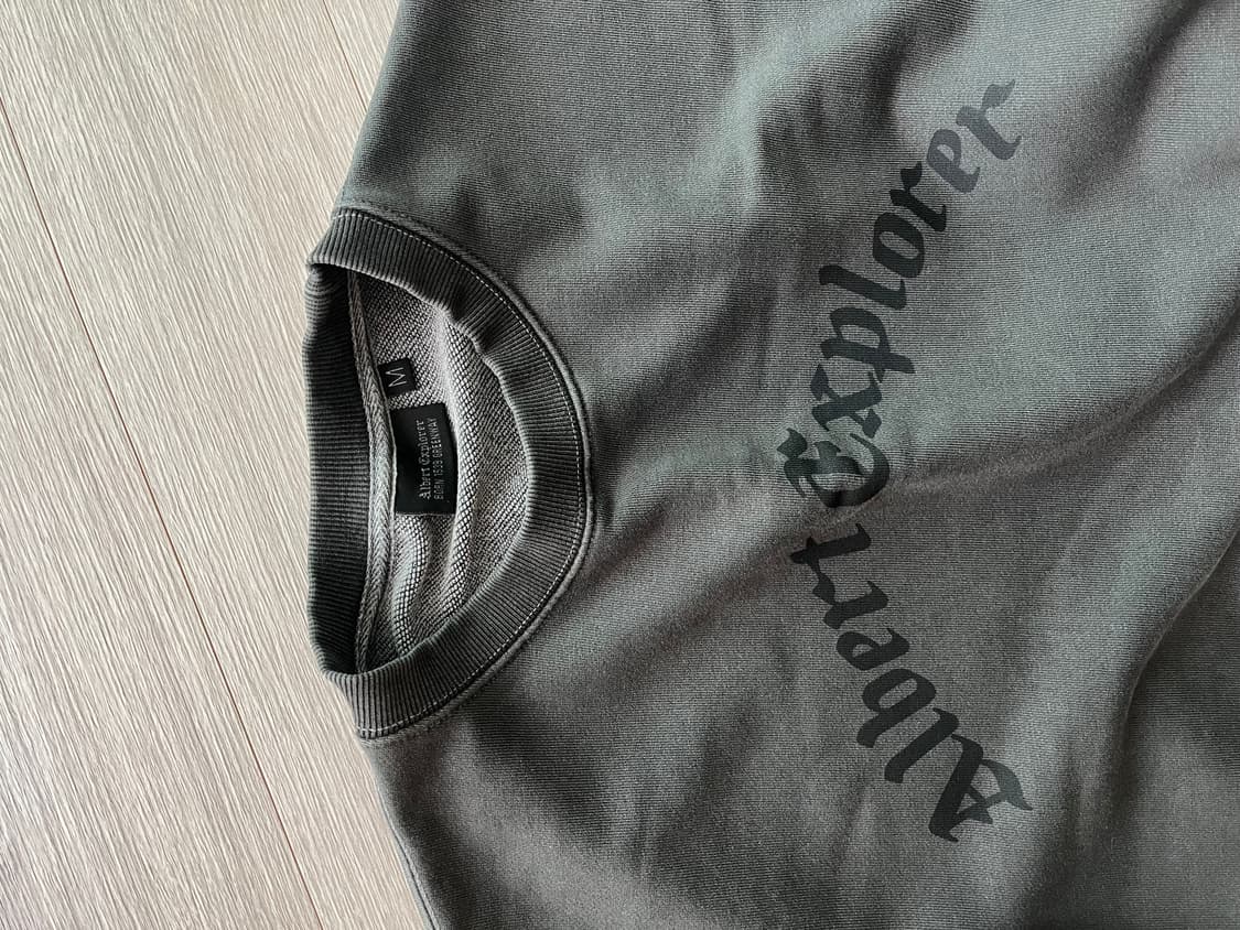 (새상품) 유니폼브릿지 맨투맨 상품이미지4