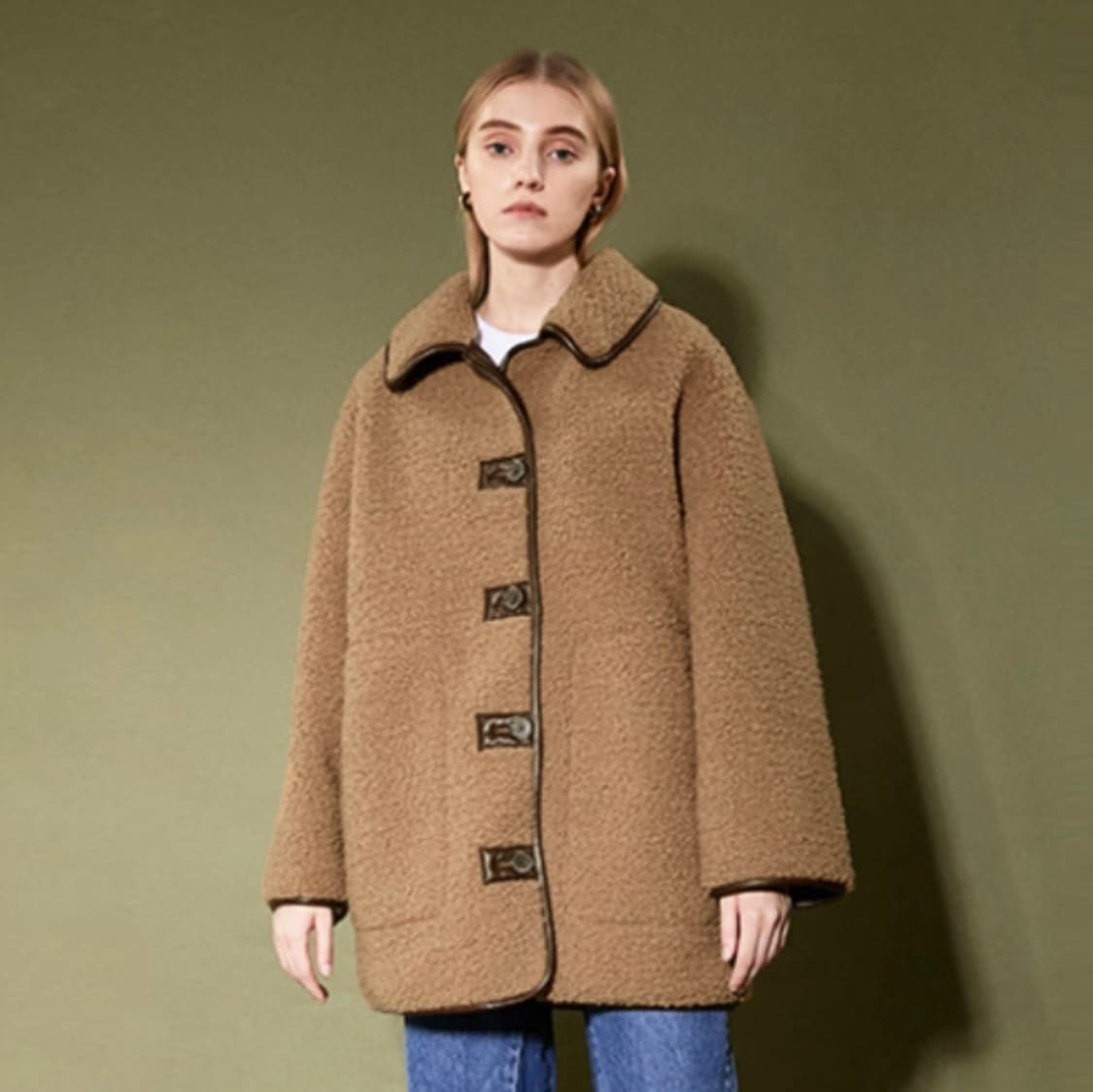 엔오르(EN OR) 오버핏 시어링 퍼코트 프리사이즈 상품이미지1