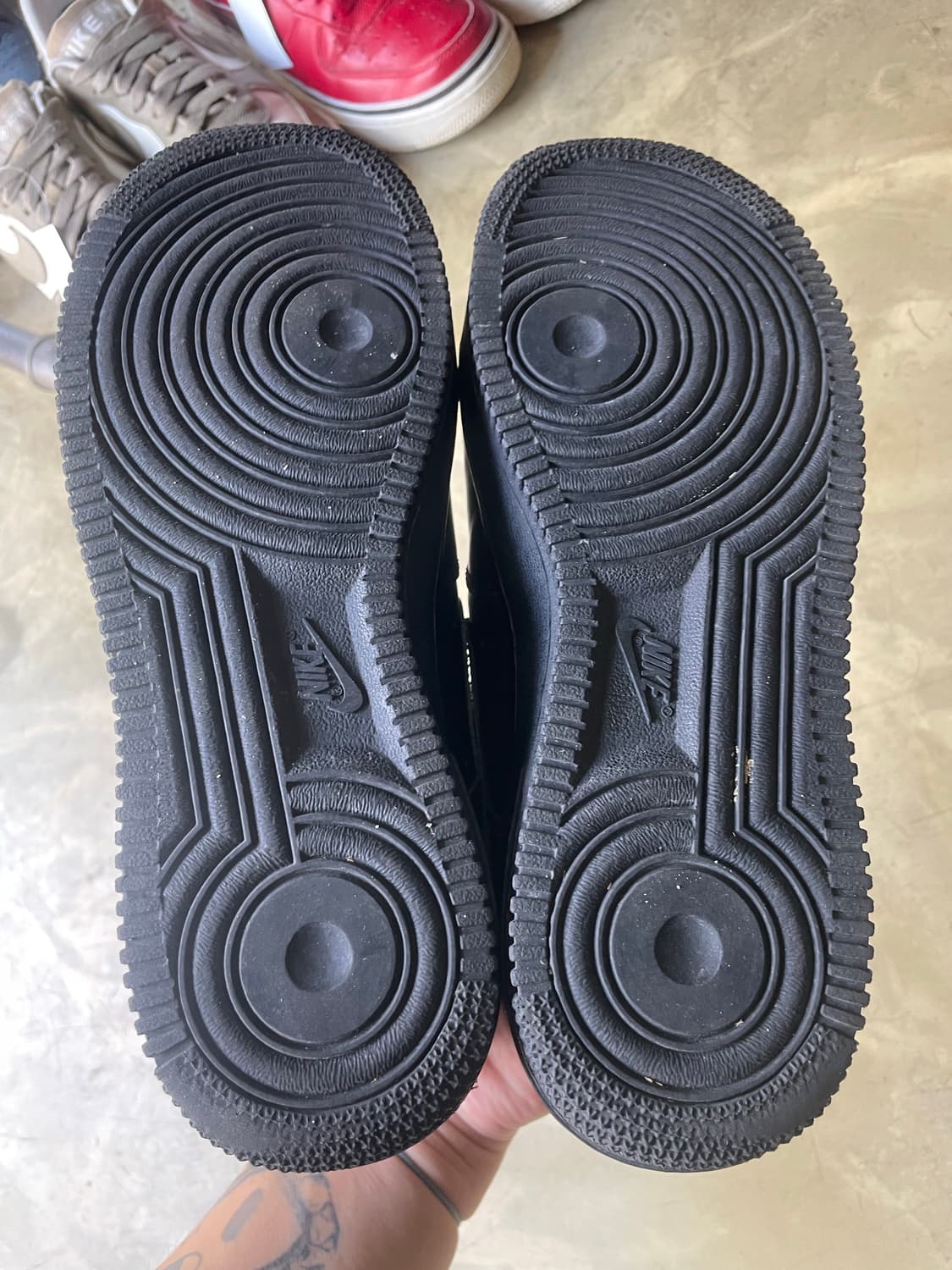 나이키 에어포스 1 블랙 250 상품이미지6