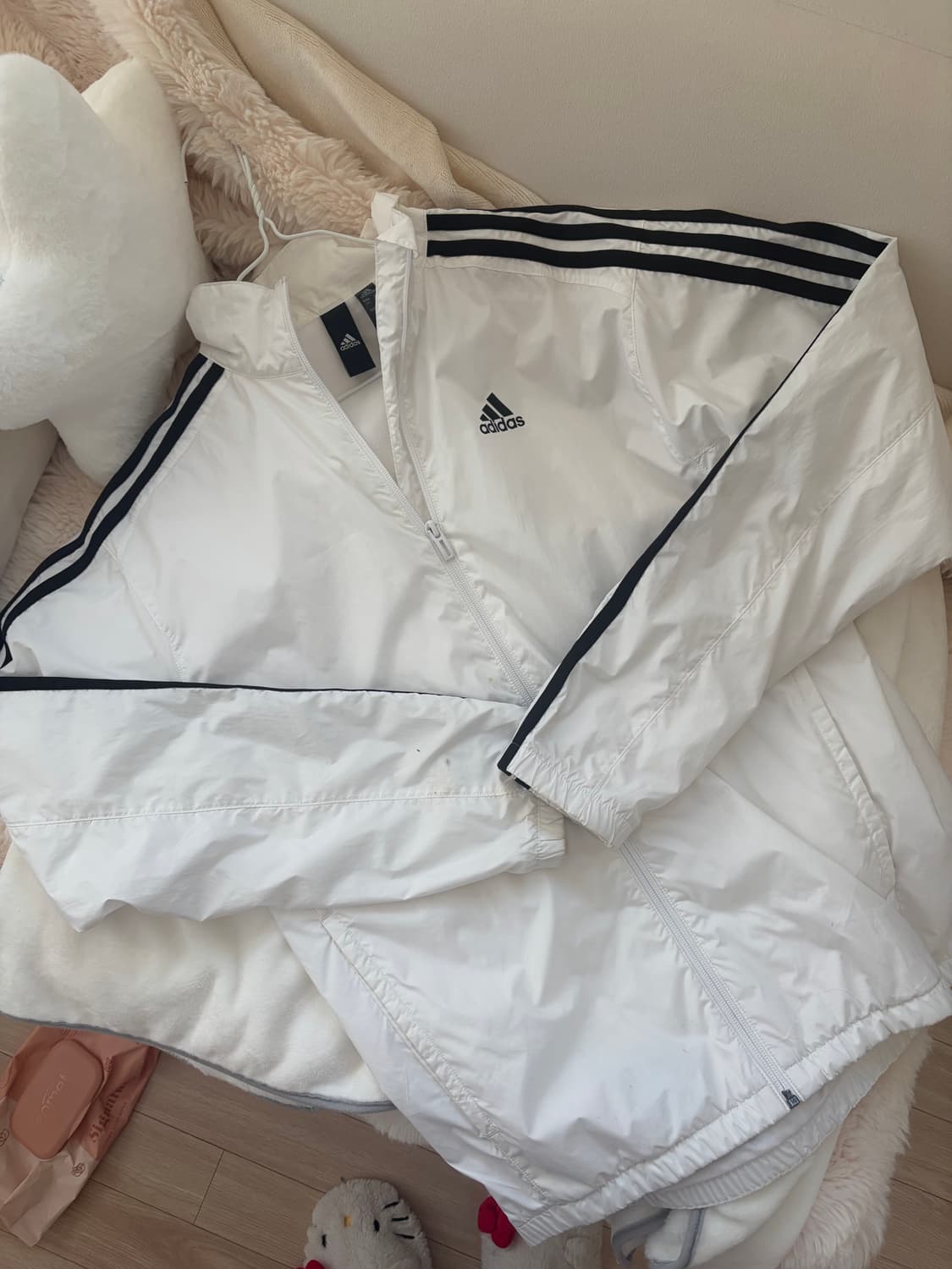 아디다스 화이트 삼선 바람막이 상품이미지1