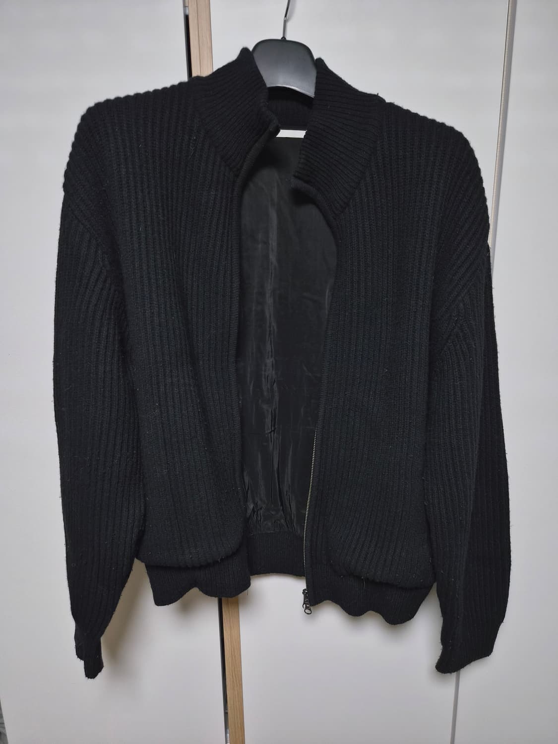 아모멘토 풀 니들 블루종 니트집업 상품이미지5