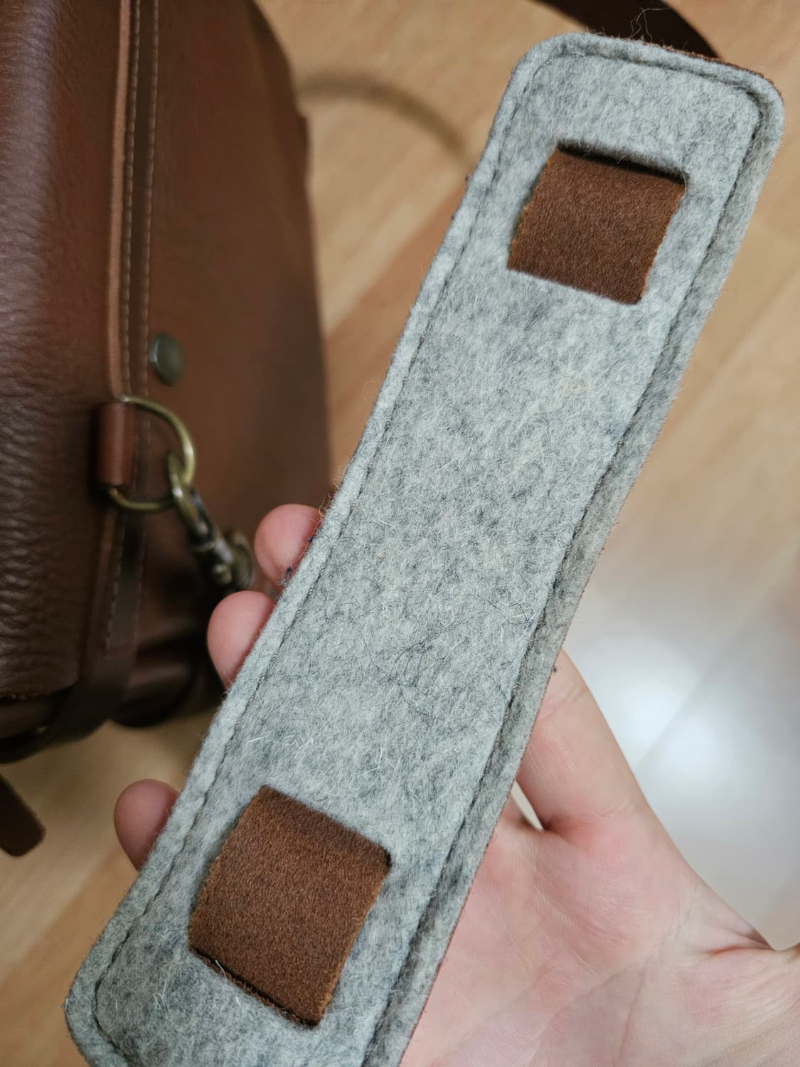 블루드쇼프 이글레어 사첼백 쿠바 리브레(M) 상품이미지9