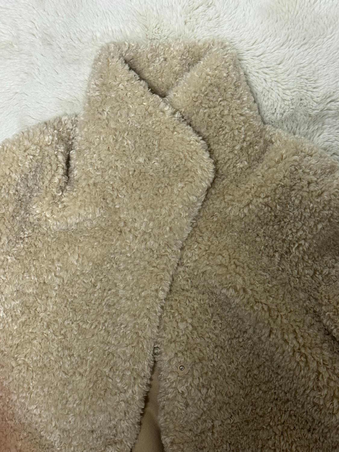 오떼뜨 오떼뜨 부클 램 하프 퍼코트 상품이미지3