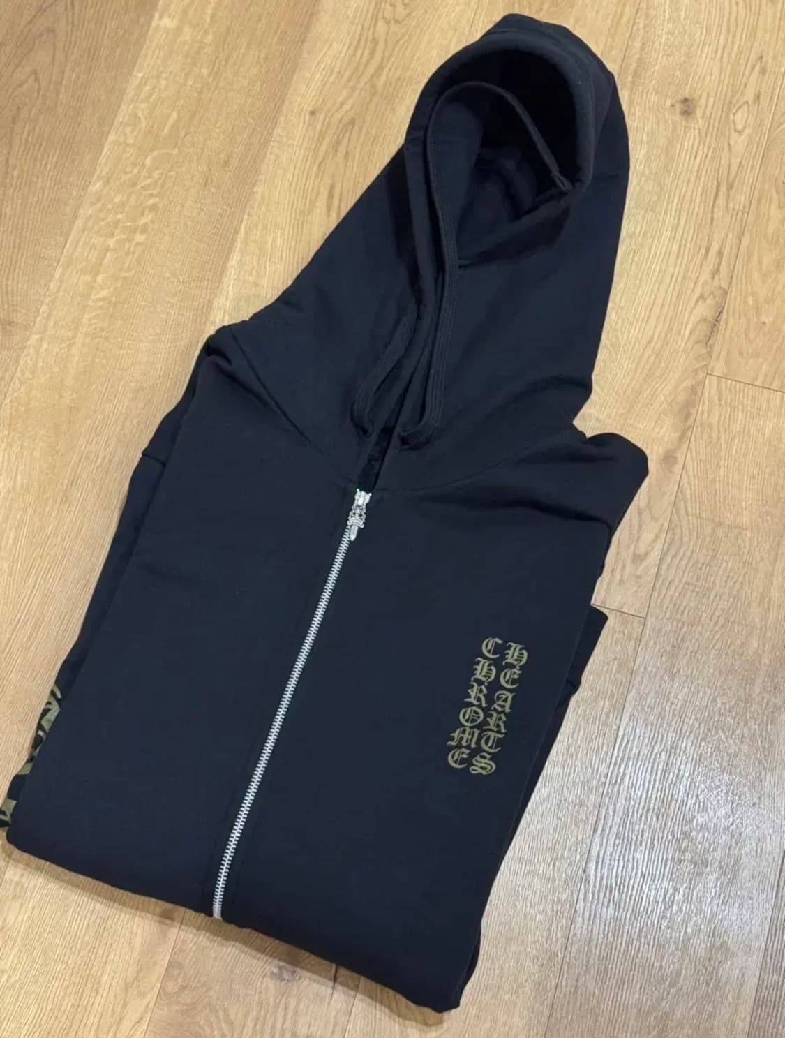 크롬하츠 버티컬 로고 후드집업 L 블랙/아미그린 상품이미지2