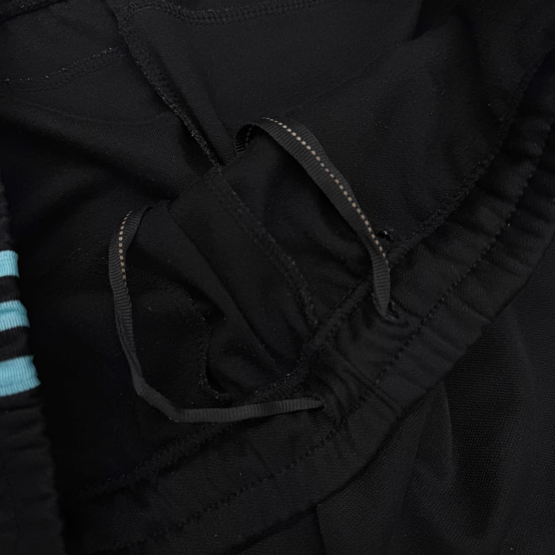 아디다스 00s 삼선 검하 올드스쿨 트랙팬츠 상품이미지4