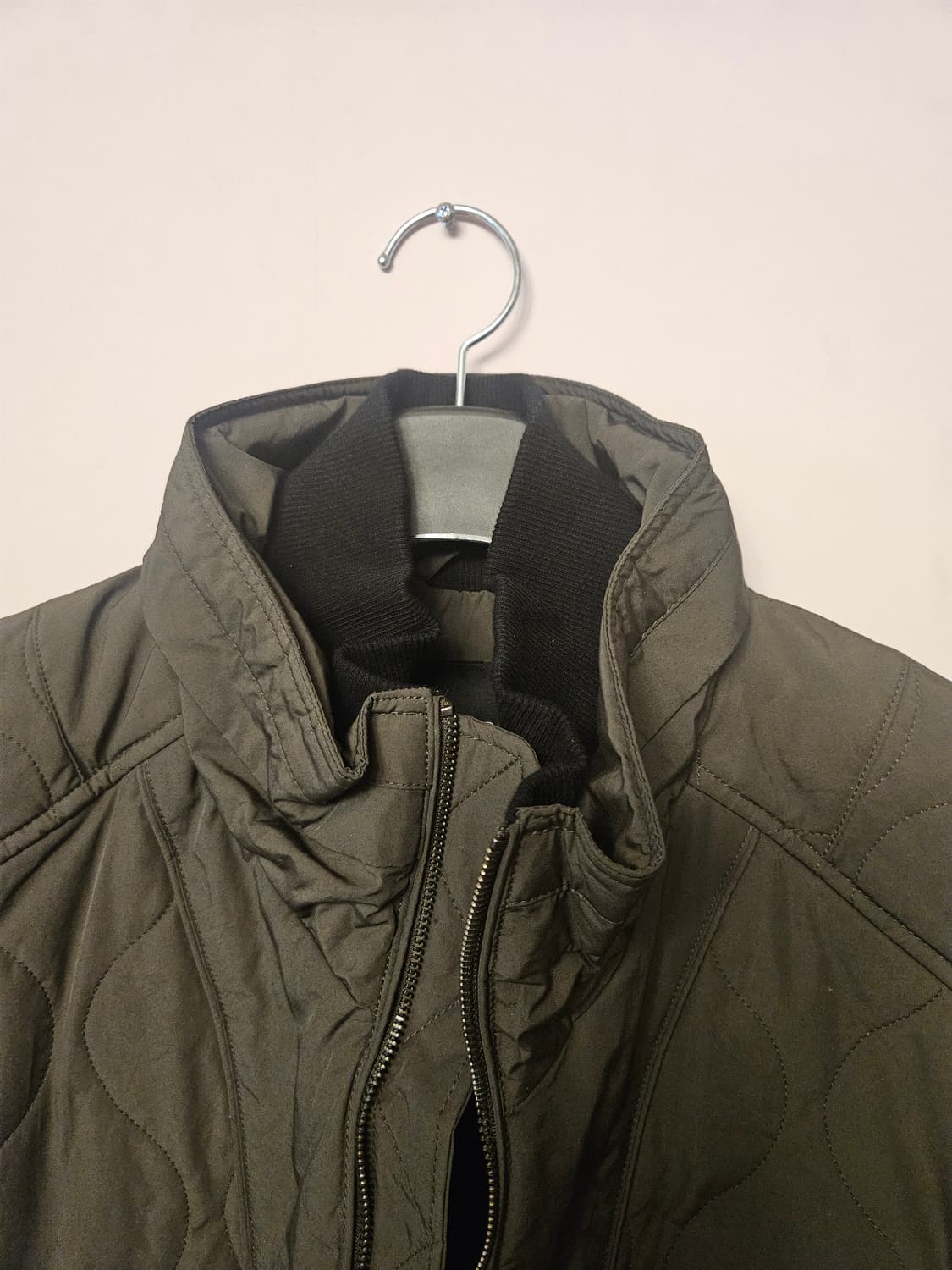 버카루카키패딩신품Mㅡ해운대 상품이미지3