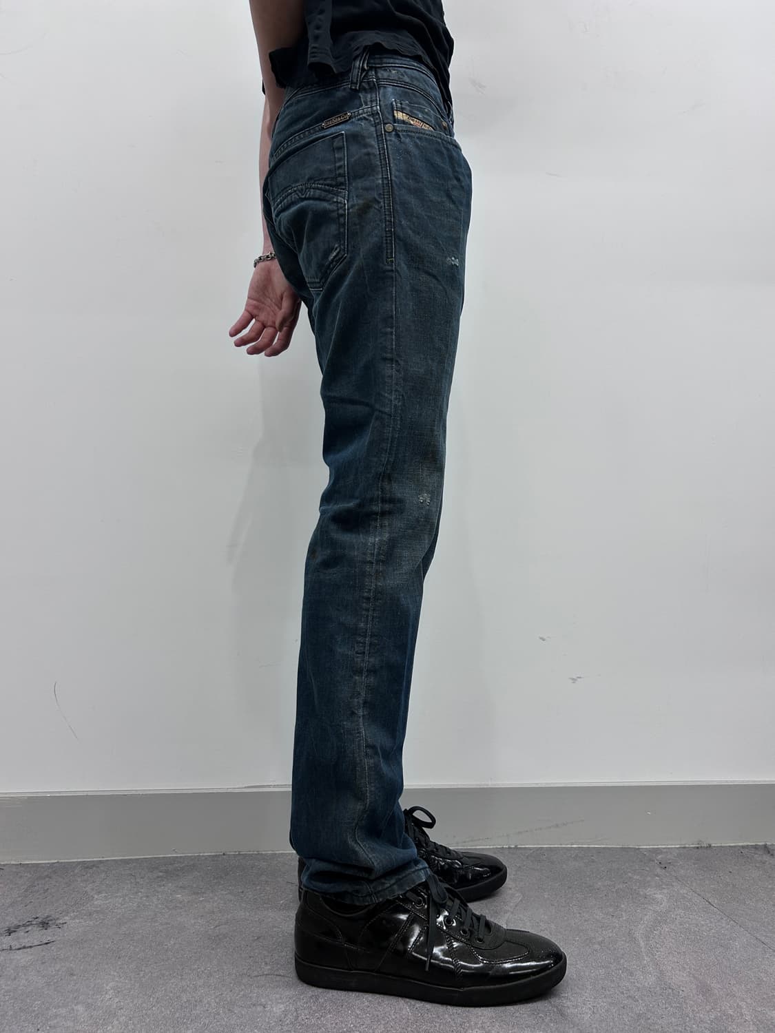 디젤 오일 워싱 데님 팬츠 상품이미지3