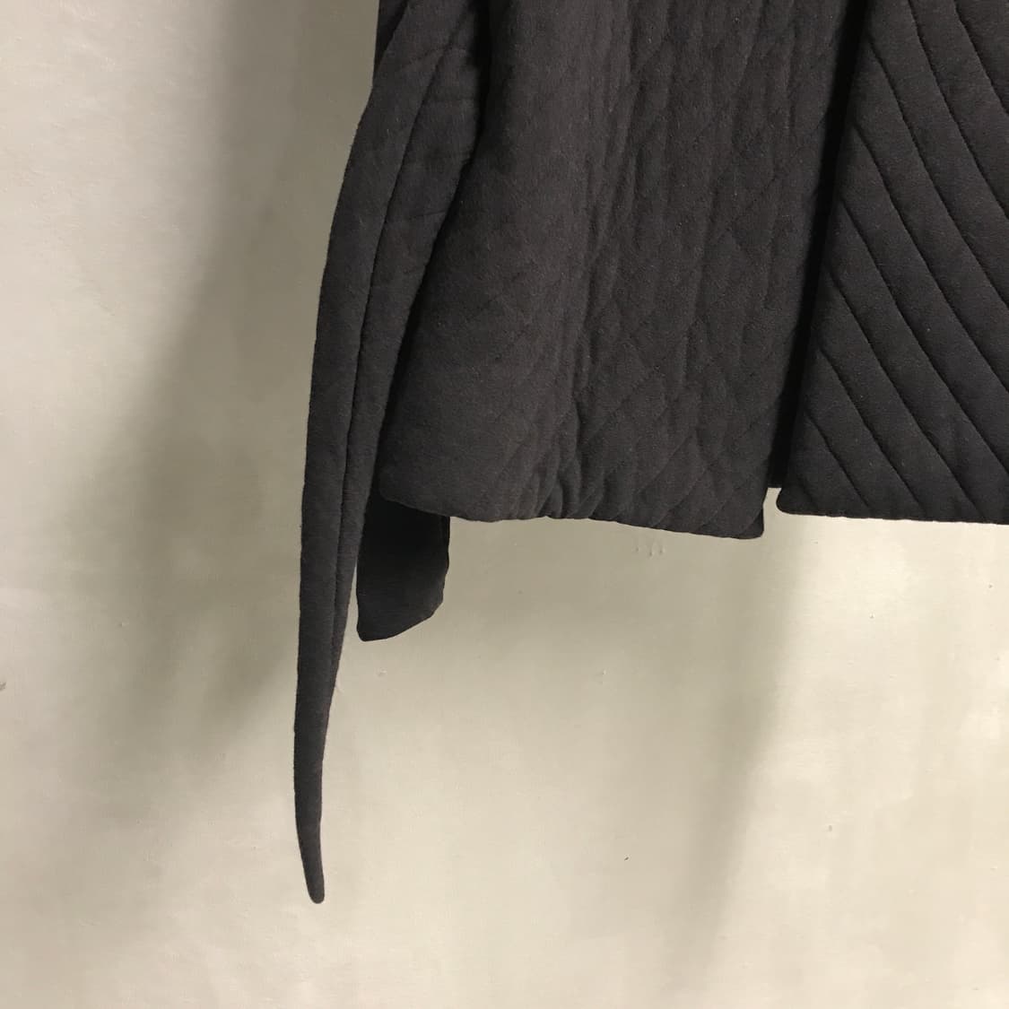 릭오웬스 퀄팅 코트 블랙 40(W) 상품이미지4