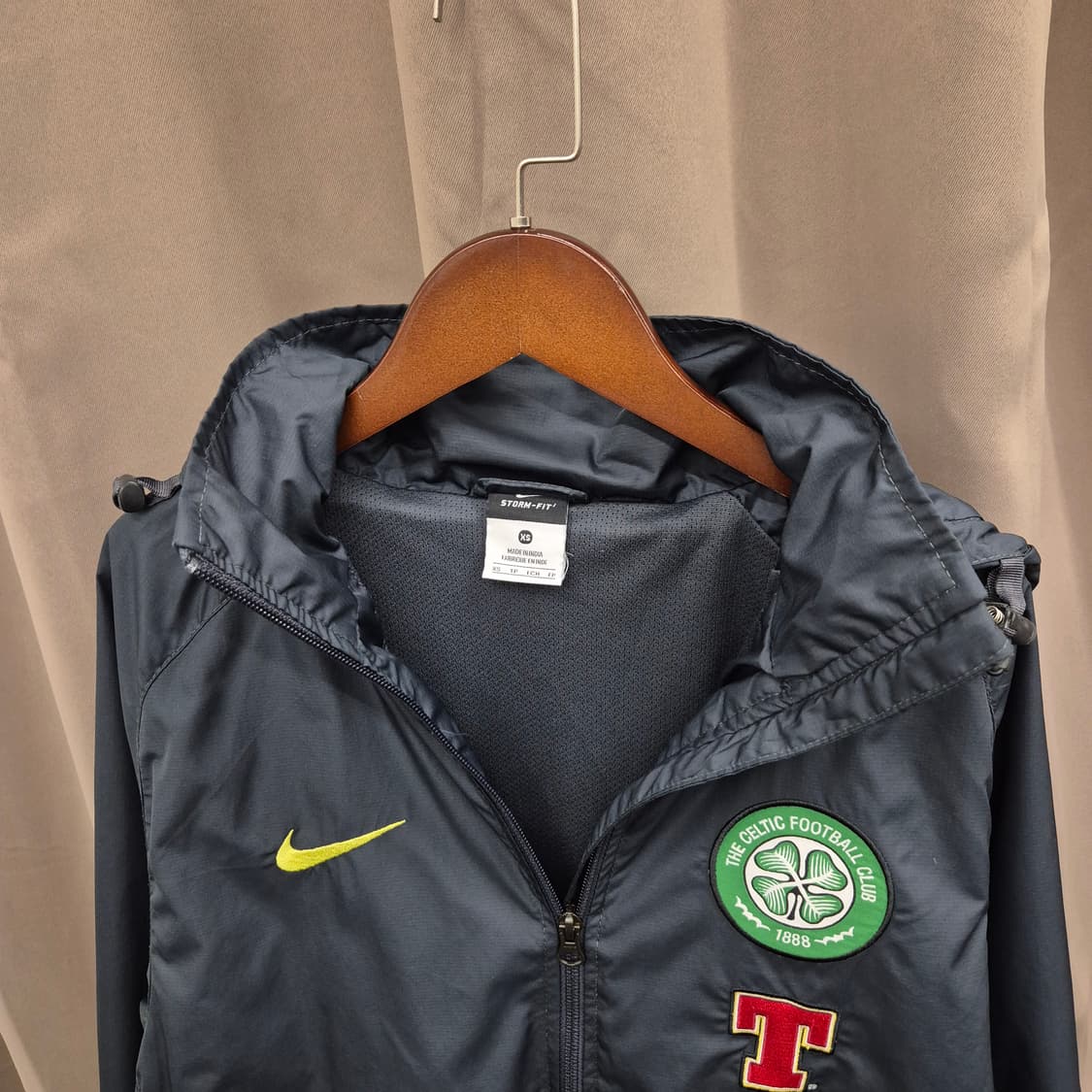나이키 셀틱 풋볼 바람막이 XS 상품이미지2