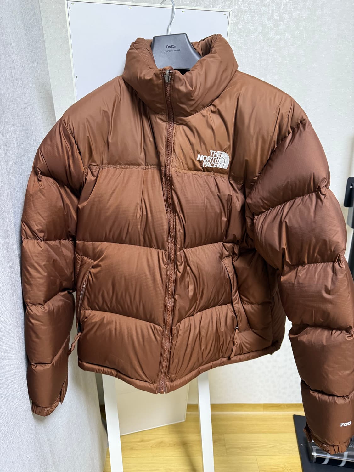 노스페이스 1996 레트로 눕시 자켓 다크 오크 상품이미지1