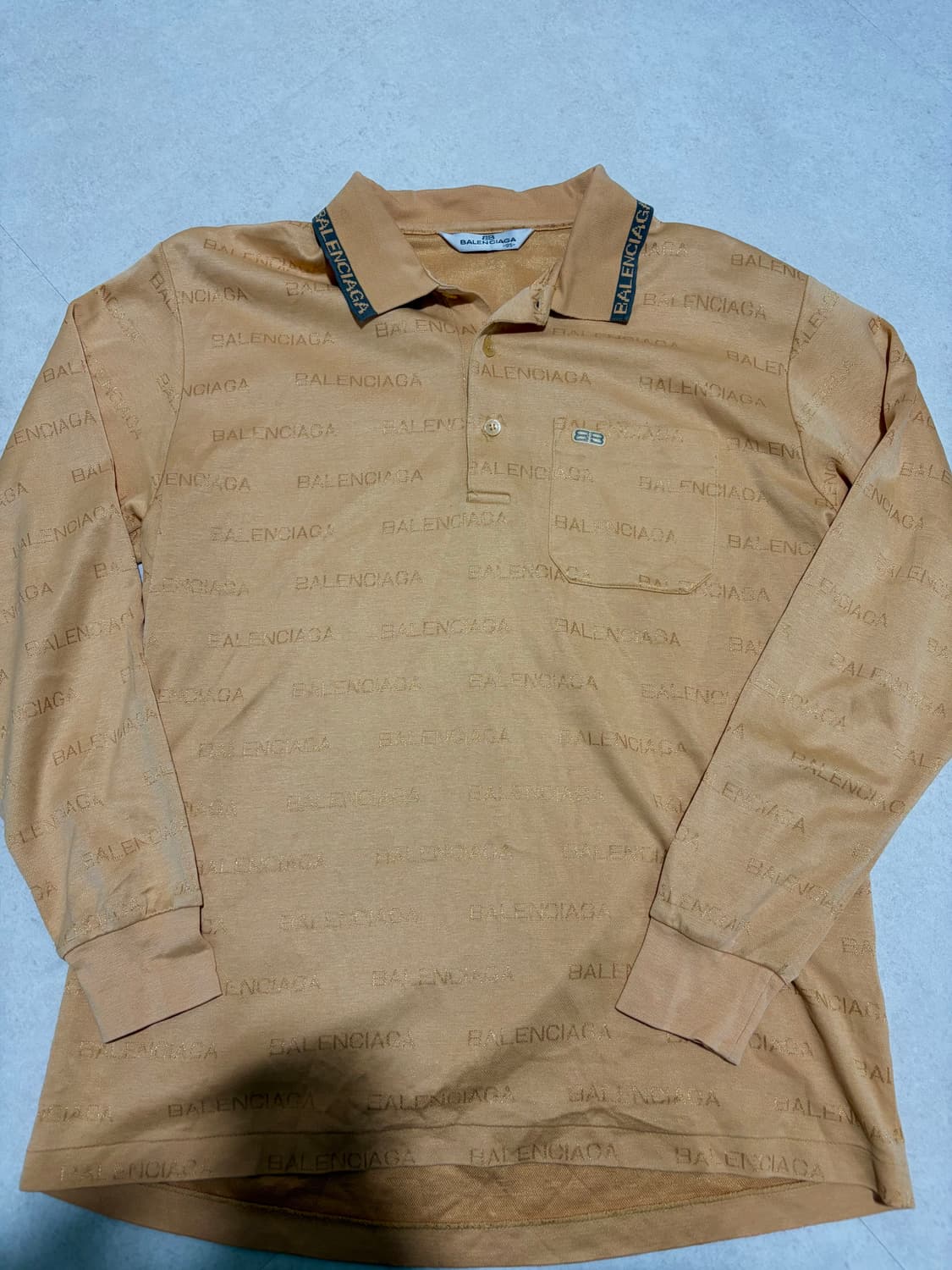 발렌시아가 정품 스포츠 카라긴팔티 95 상품이미지1