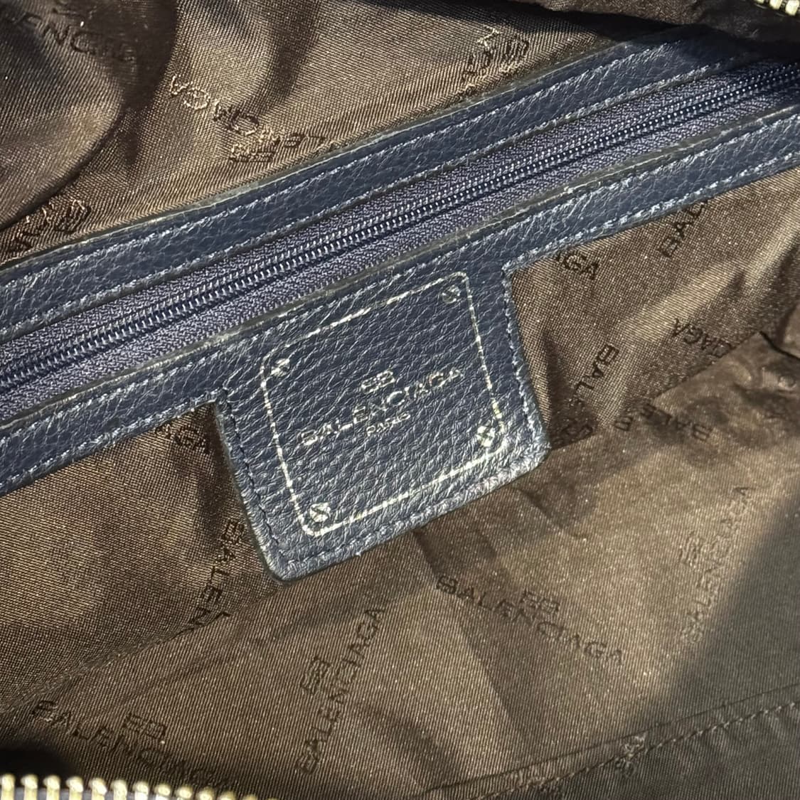 발렌시아가 BB로고 테슬 숄더백 (OS) y2k 상품이미지7