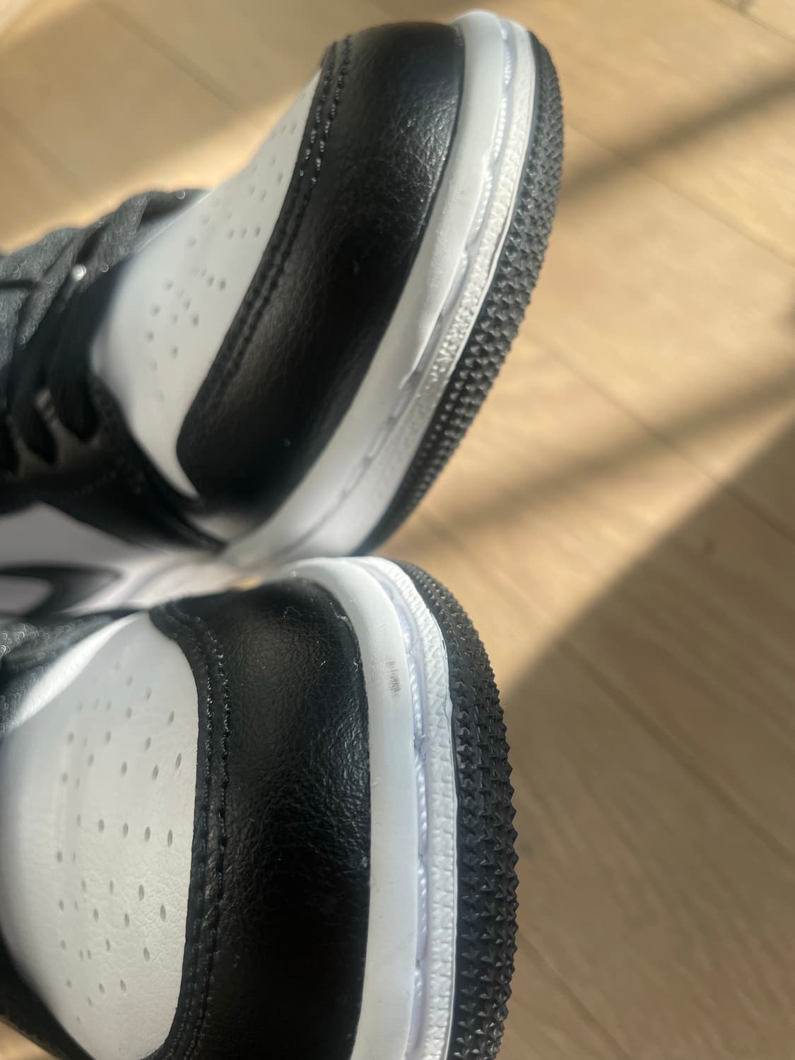 에어조던1 로우(여성 240사이즈) 상품이미지5