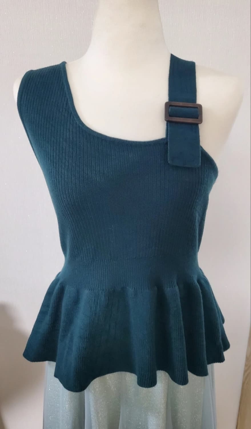 니트 뷔스티에 슬리브리스 나시 상품이미지1