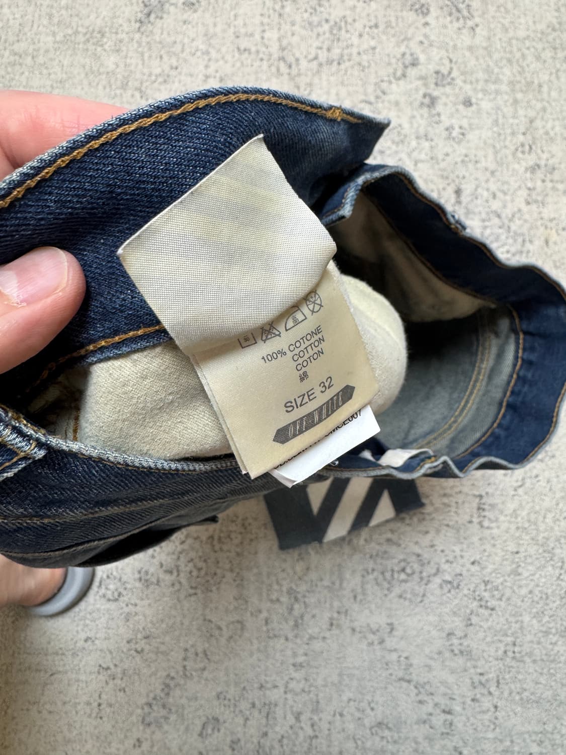 오프화이트 데님 팬츠 상품이미지4