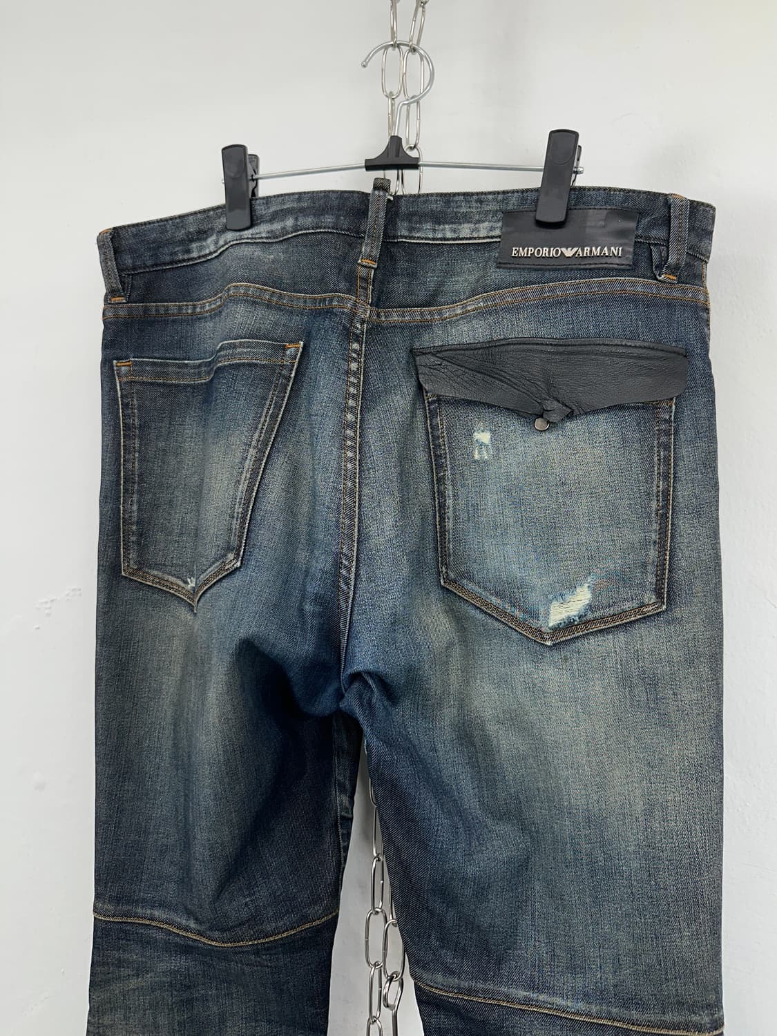 Emporio Armani Distressed Leather Detail 상품이미지7