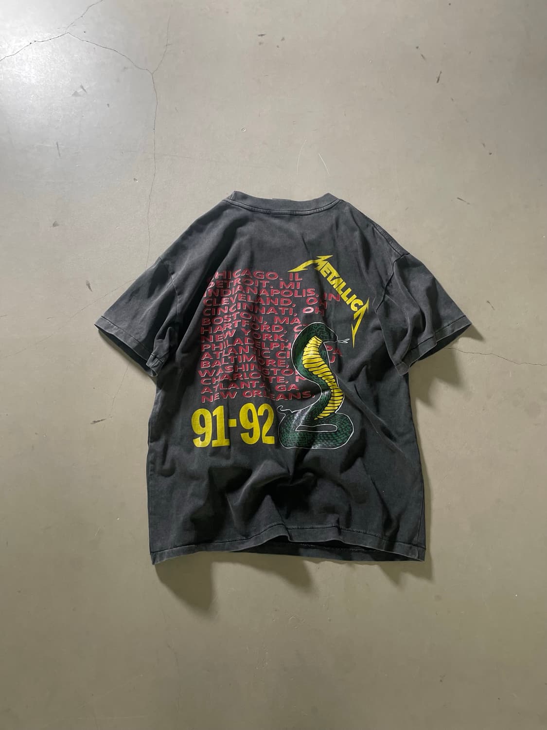세인트미카엘 메탈리카 91-92 그래픽 티  상품이미지3