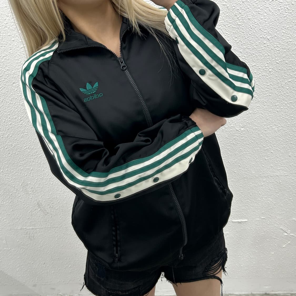 아디다스 아디브레이크 사이드버튼 빈티지그린 트랙탑 XS 상품이미지1