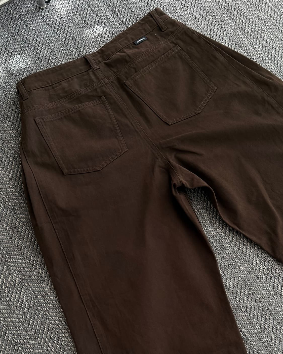 플리마켓🔥 아워데이즈 사이드 턱 워시드 코튼 치노 팬츠 브라운 (M) 상품이미지2