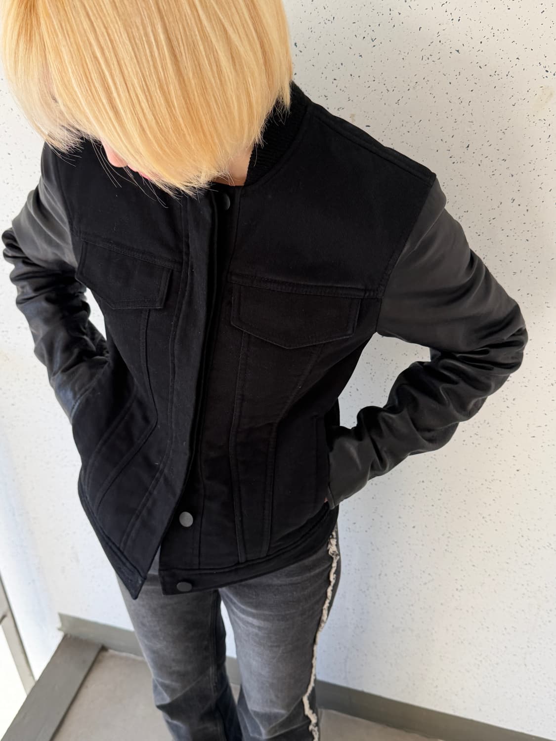 알렉산더왕 leather sleeve jacket 상품이미지1