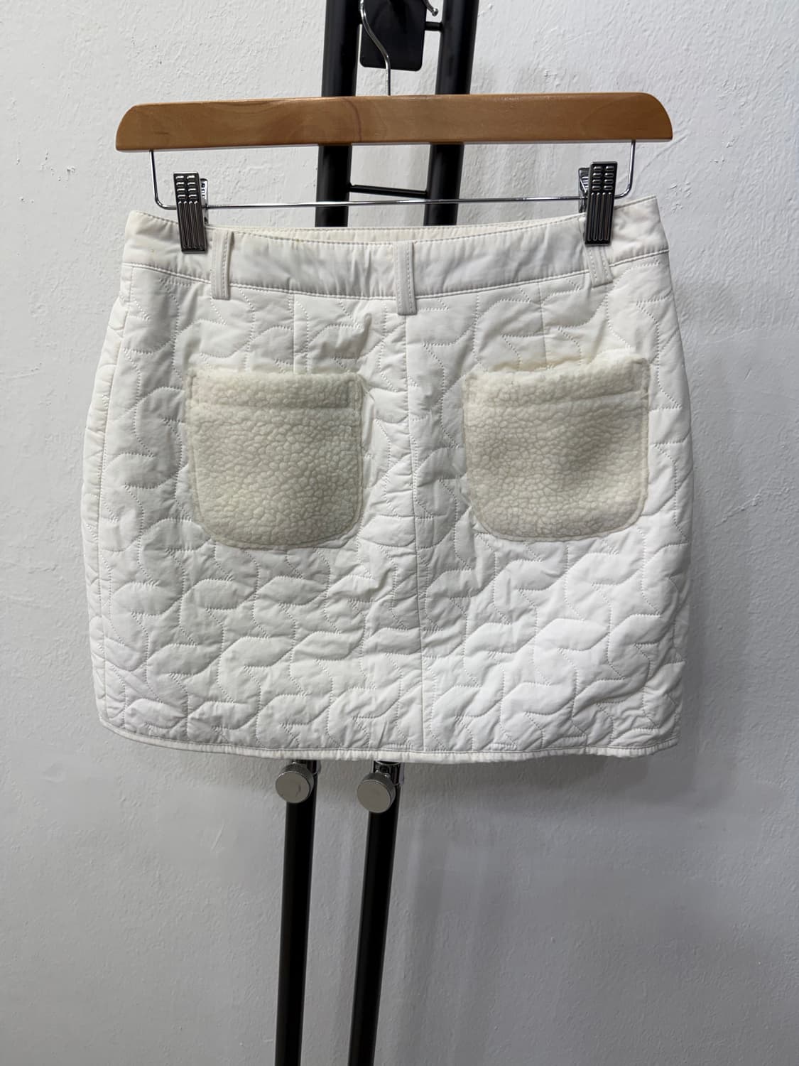 정품) WAAC 왁 골프 화이트 퀼팅 스커트 2(26) 상품이미지4