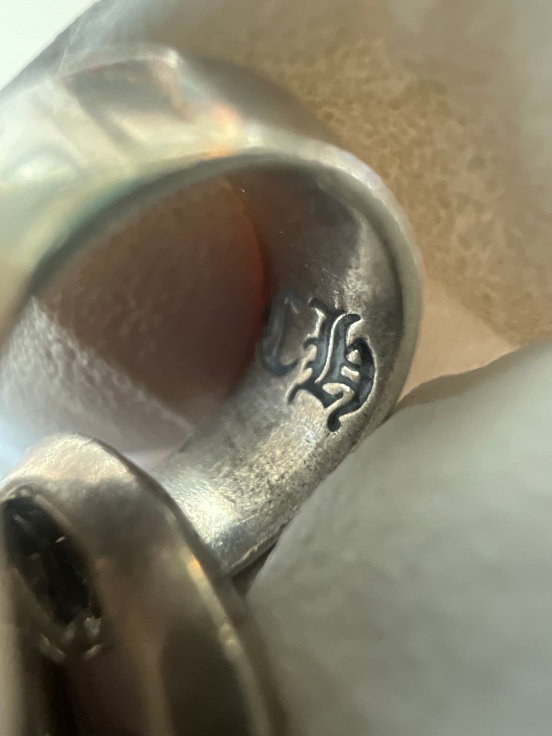 크롬하츠 스몰 크로스 위드 베일 상품이미지7