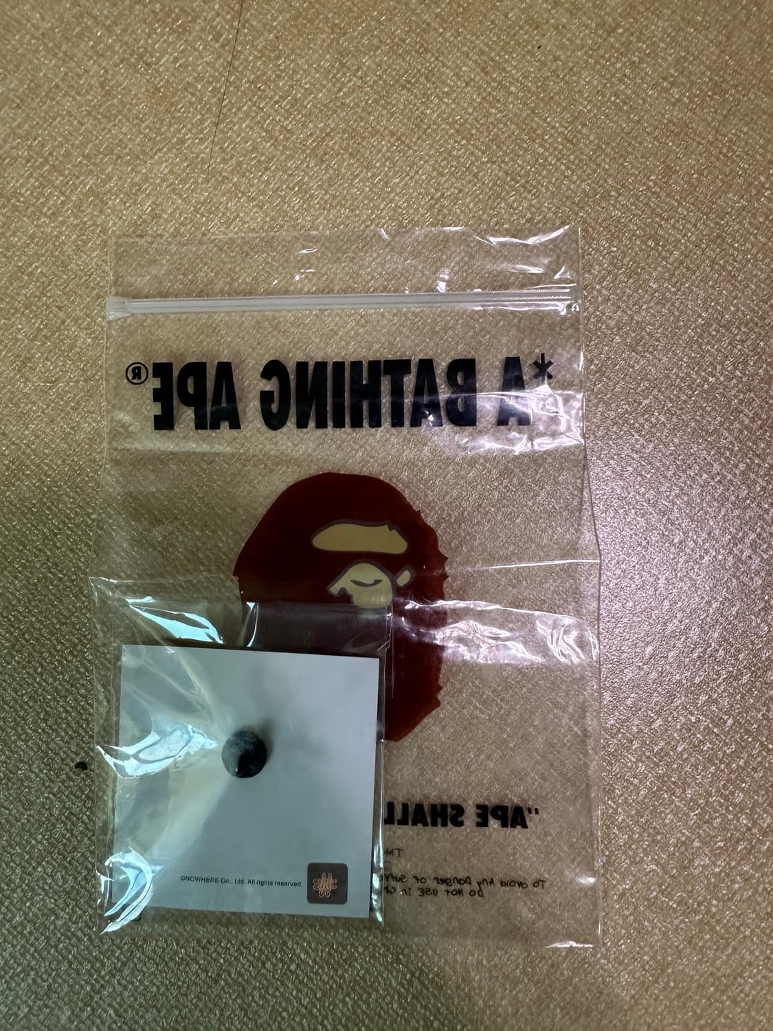 베이프 뱃지 상품이미지2