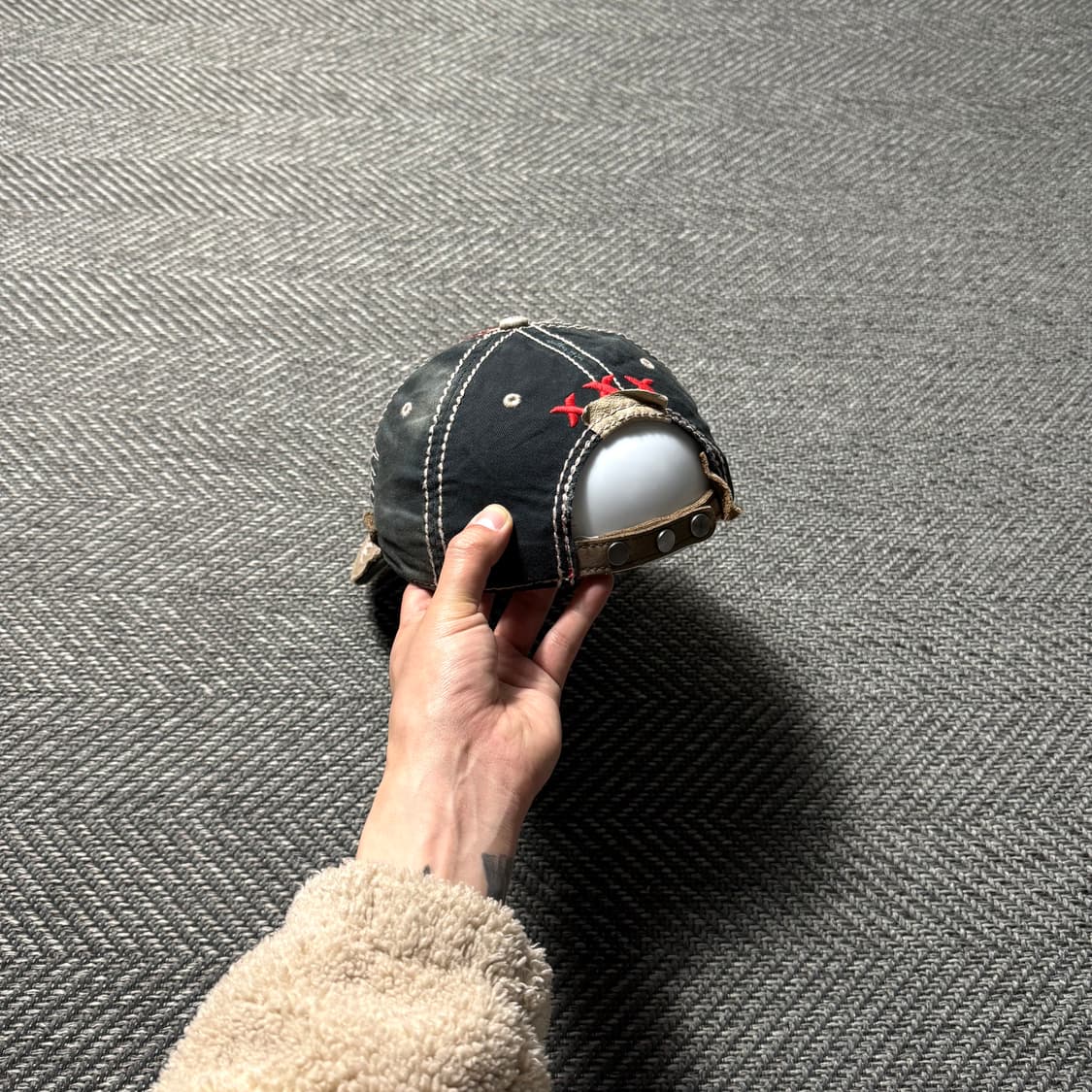 트루릴리전 자수 스웨이드 챙 체크 Y2K 그런지 볼캡 상품이미지4