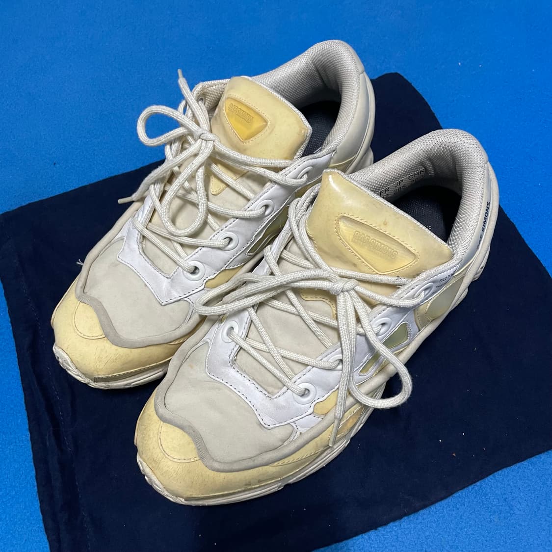 라프시몬스 아디다스 오즈위고 US9 상품이미지2