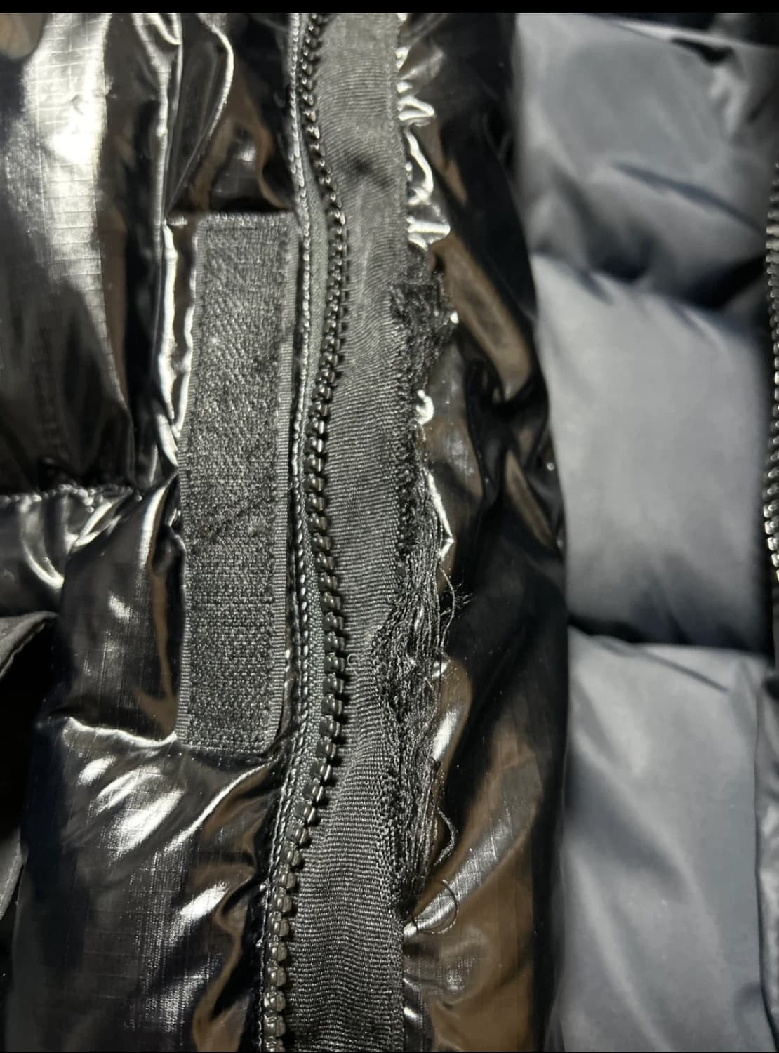 슈프림x노스페이스700 필다운 패딩블랙 상품이미지5