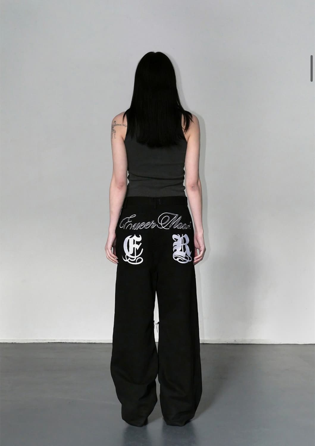 EYEER 이와이이알 ER-Embroidered Logo Pants 상품이미지2