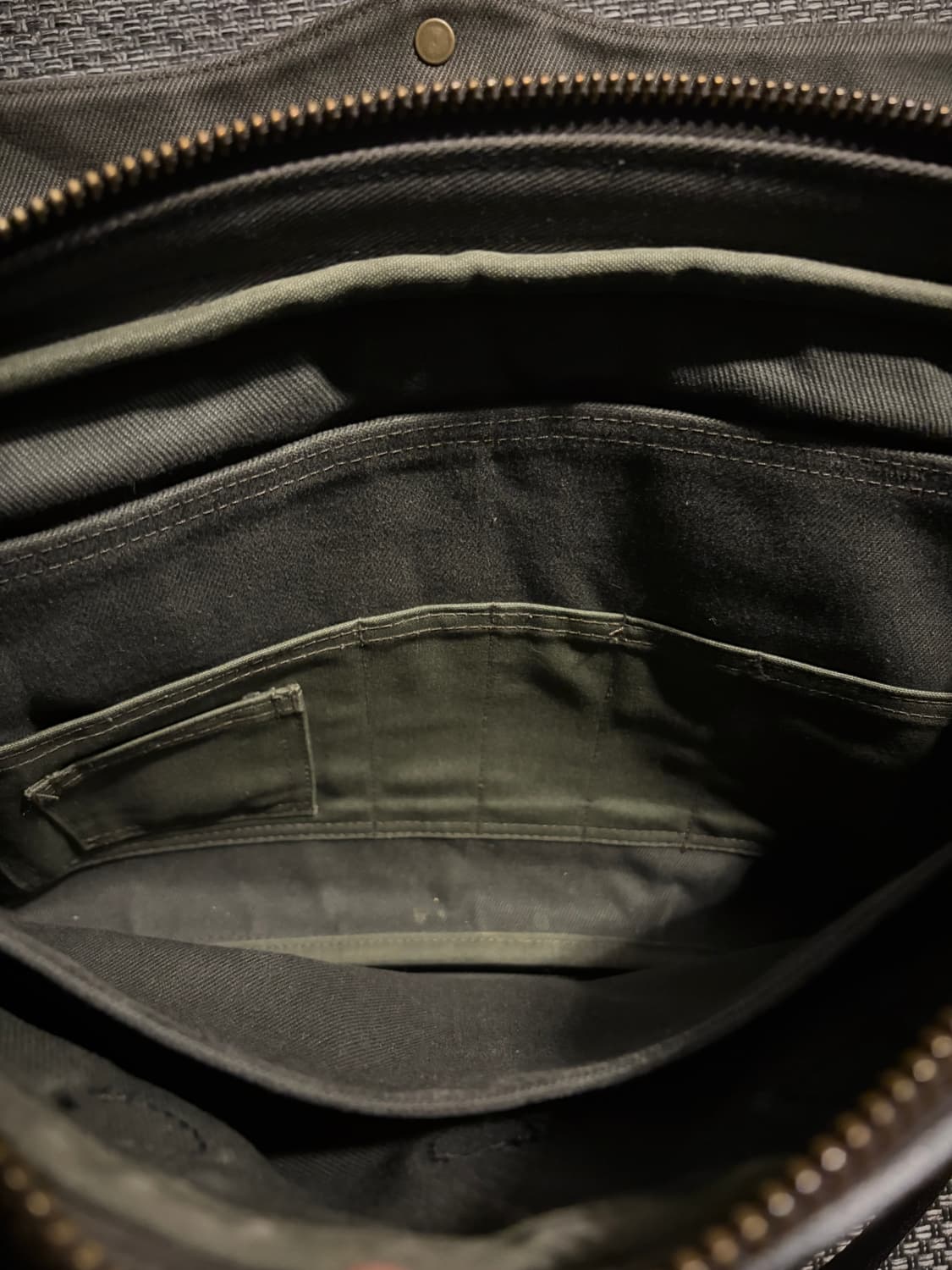 필슨 256 브리프케이스 OTTERGREEN 상품이미지4