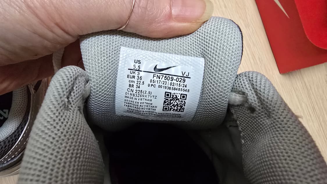 나이키 P6000 그레이/카키 225 상품이미지4