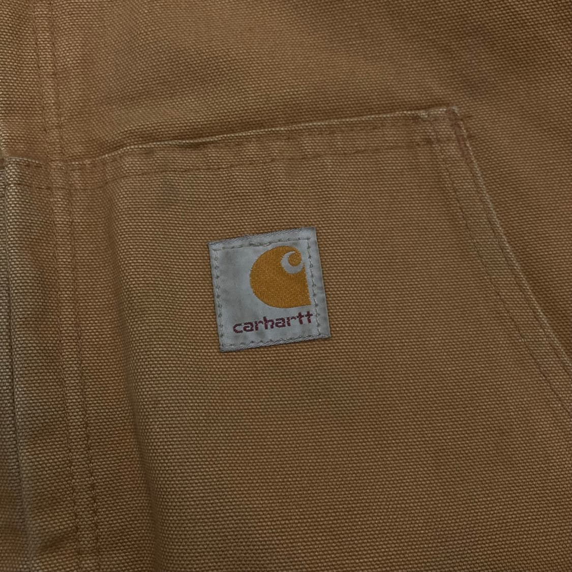 칼하트 브라운 컬러 스몰 로고 덕 액티브 워크 자켓 상품이미지2