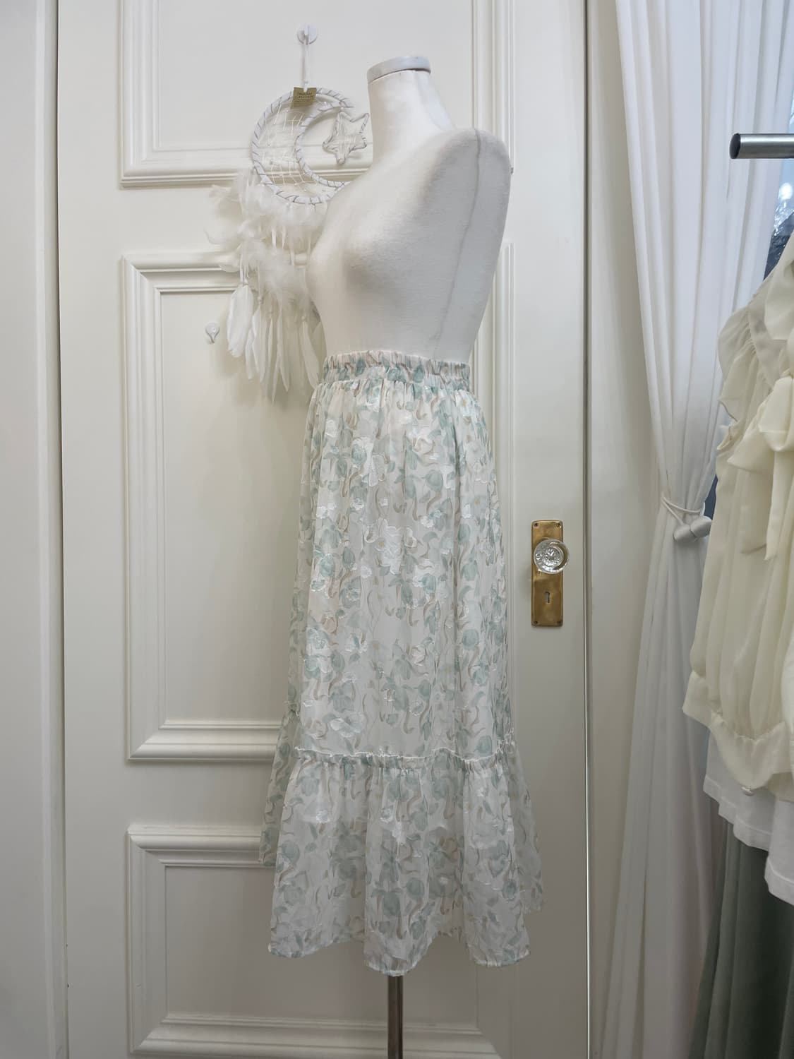 white mint flower shirring banding skirt 상품이미지2