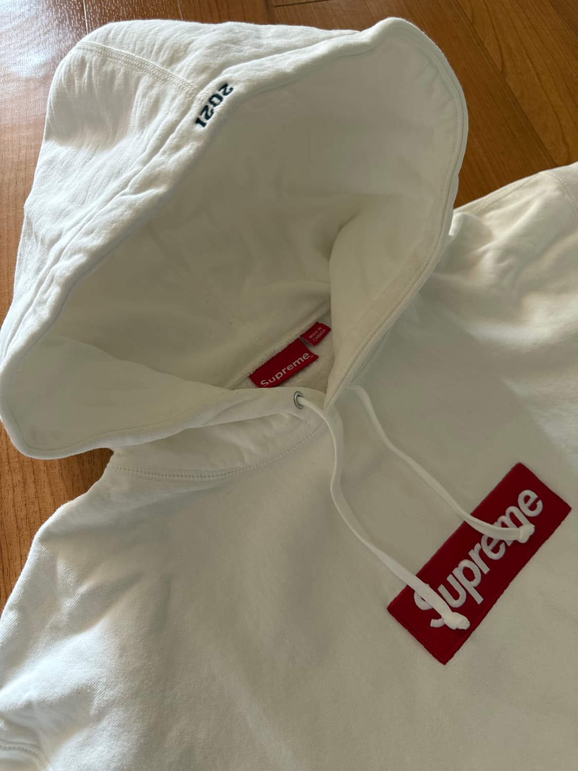 슈프림 21FW 박스로고 후드 스웨이트셔츠 상품이미지4