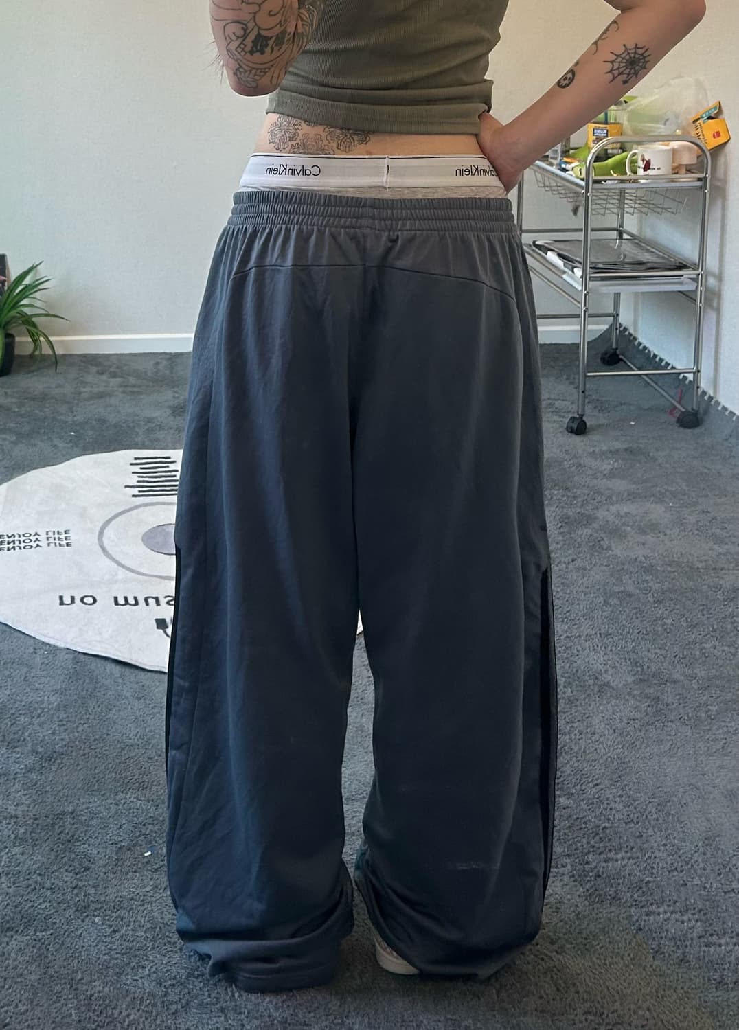 90s ADIDAS 챠콜 와이드 져지트랙팬츠 상품이미지2