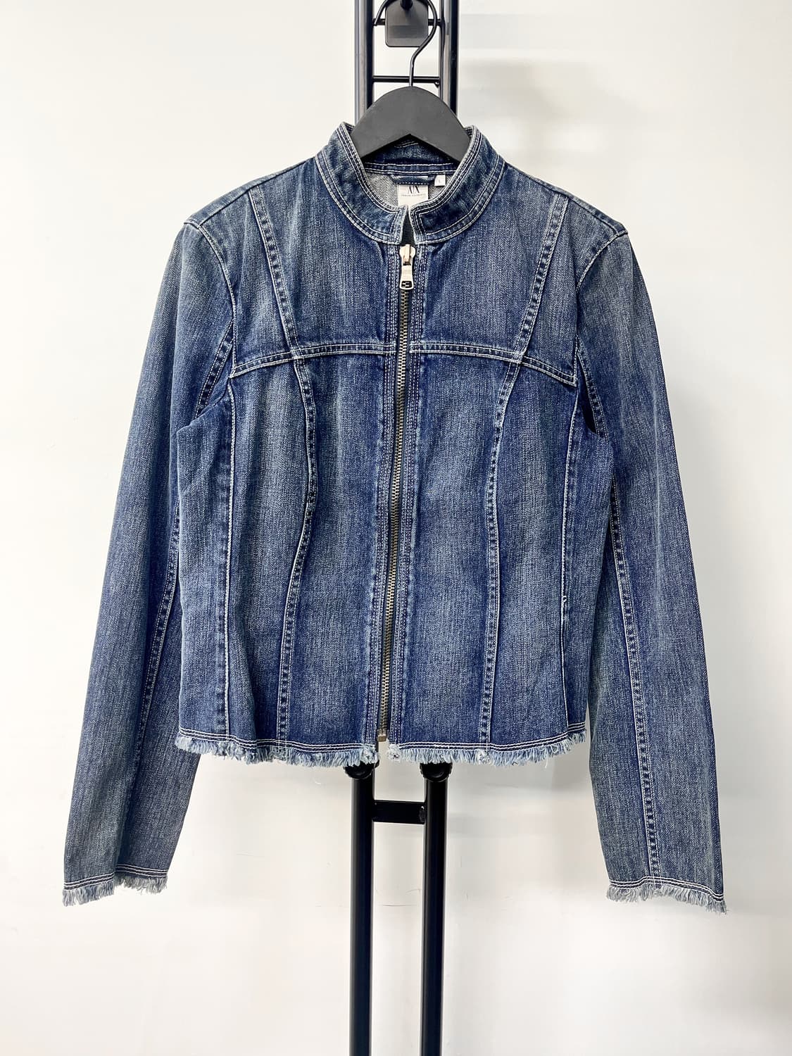 아르마니 익스체인지 컷 오프 데님 바이커 자켓 상품이미지1