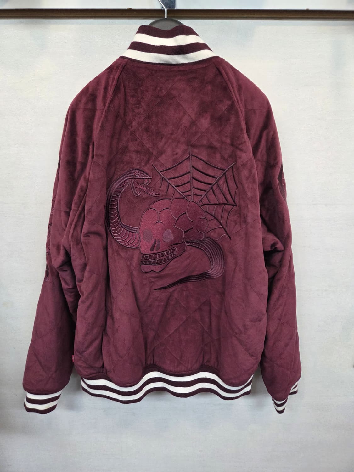 리바이스 스네이크 스컬 자수 리버시블 벨벳 스카쟌 자켓 m 상품이미지2