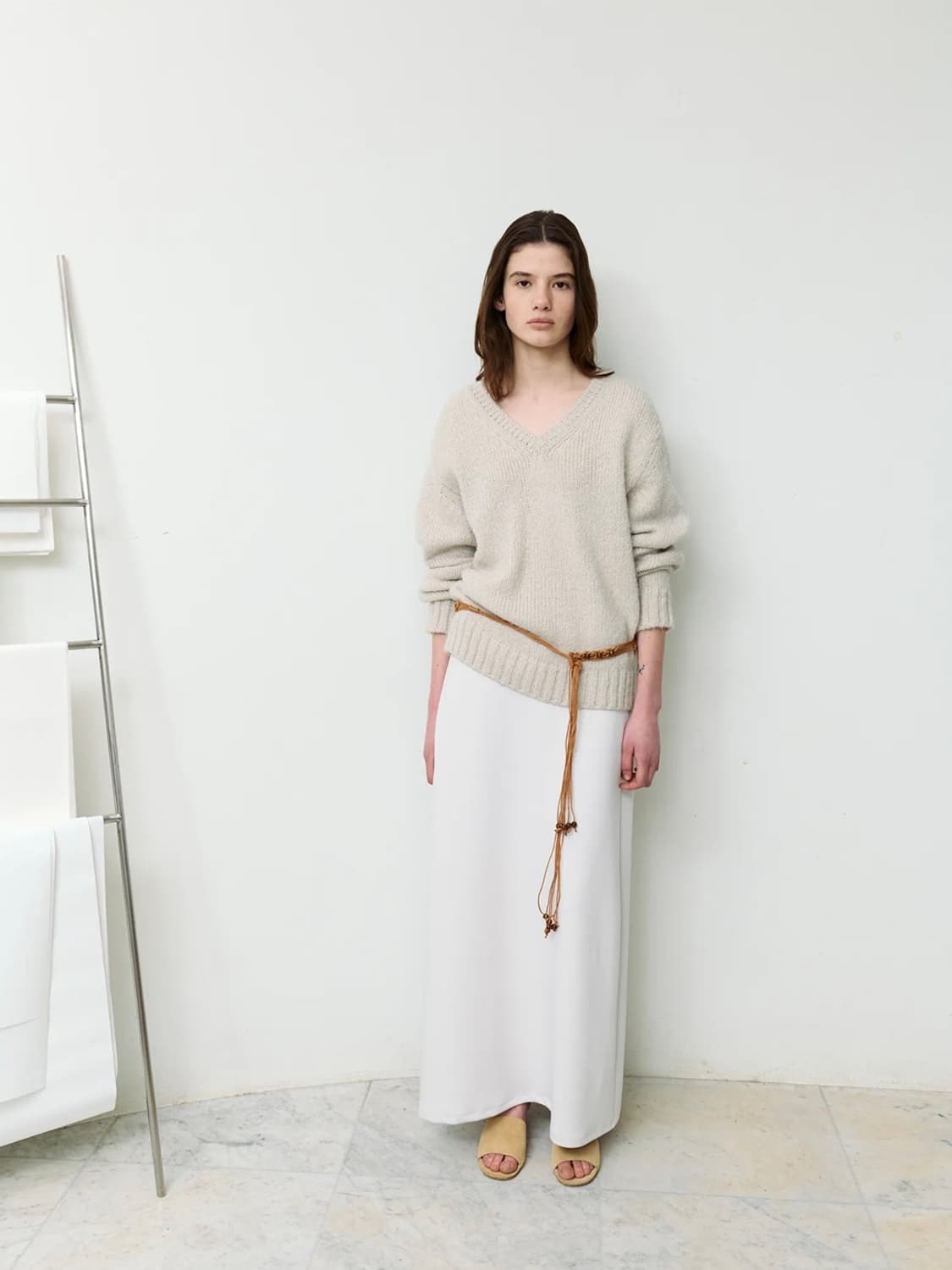 레터 letter 브이넥 니트 peta v pullover 상품이미지3