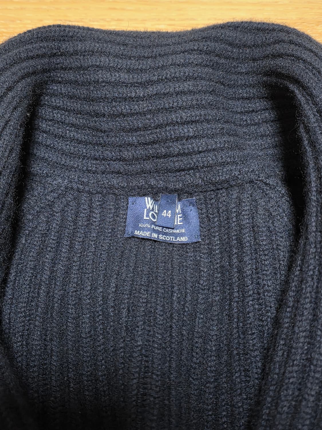 44size택포80만)25fw윌리엄로키 캐시미어 숄카라 가디건 네이비 상품이미지9